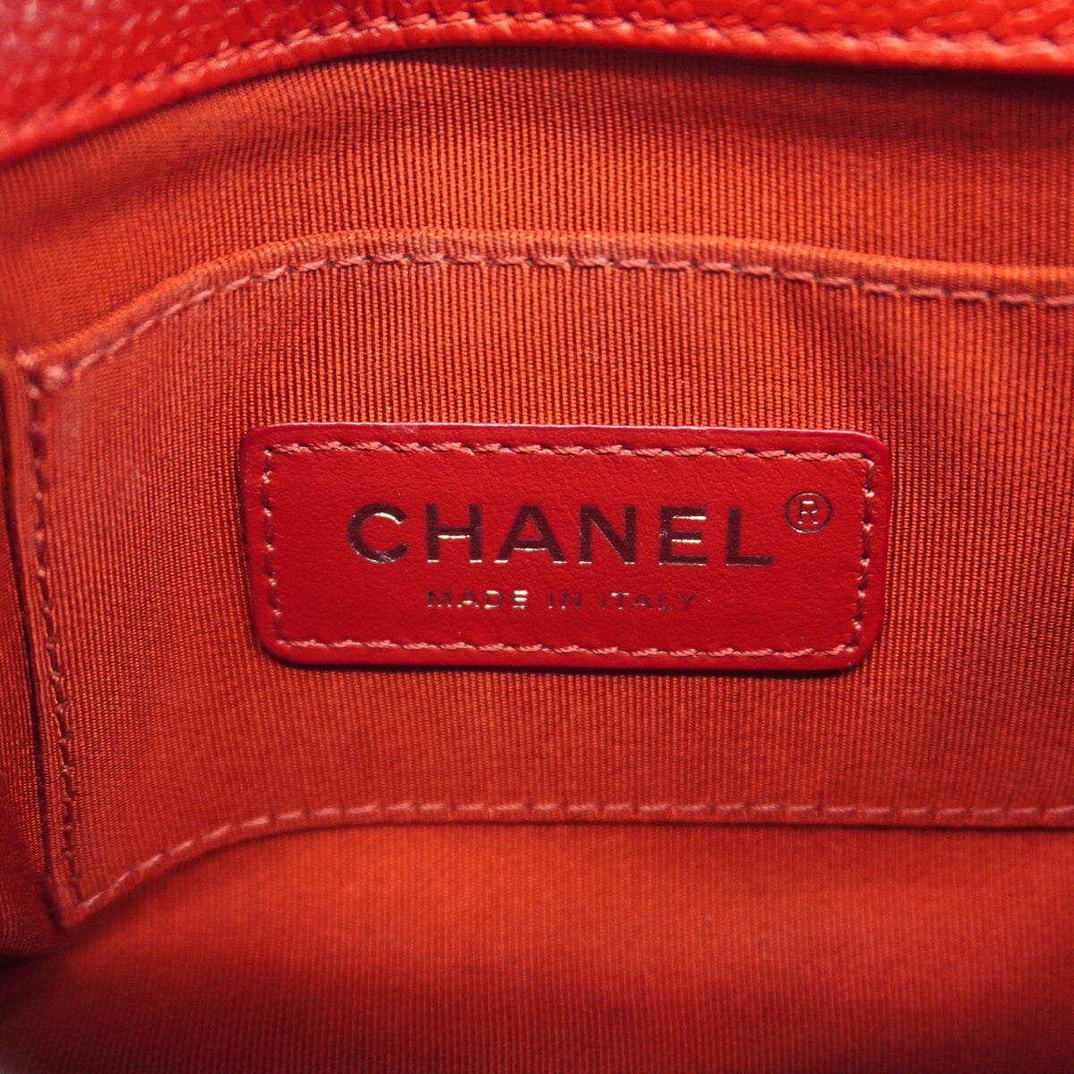 Chanel Red Color Grained Calfskin Shoulder Bag (Pre-Owned)