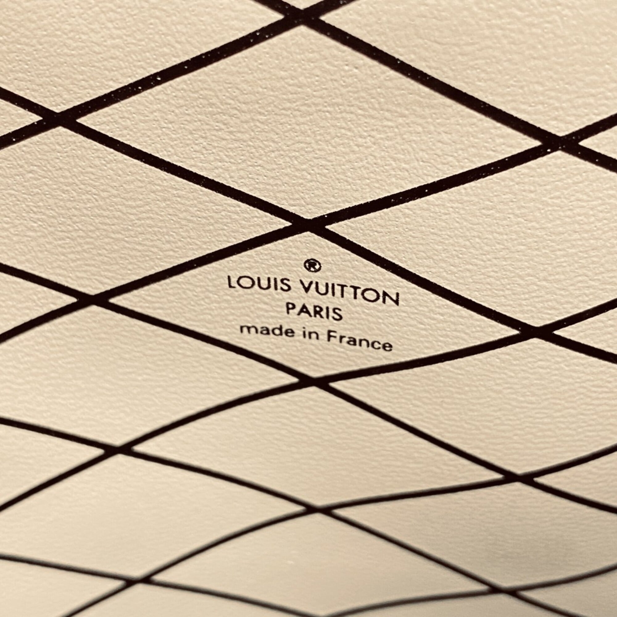 Louis Vuitton Brown Shoulder Bag (Pre-Owned)
