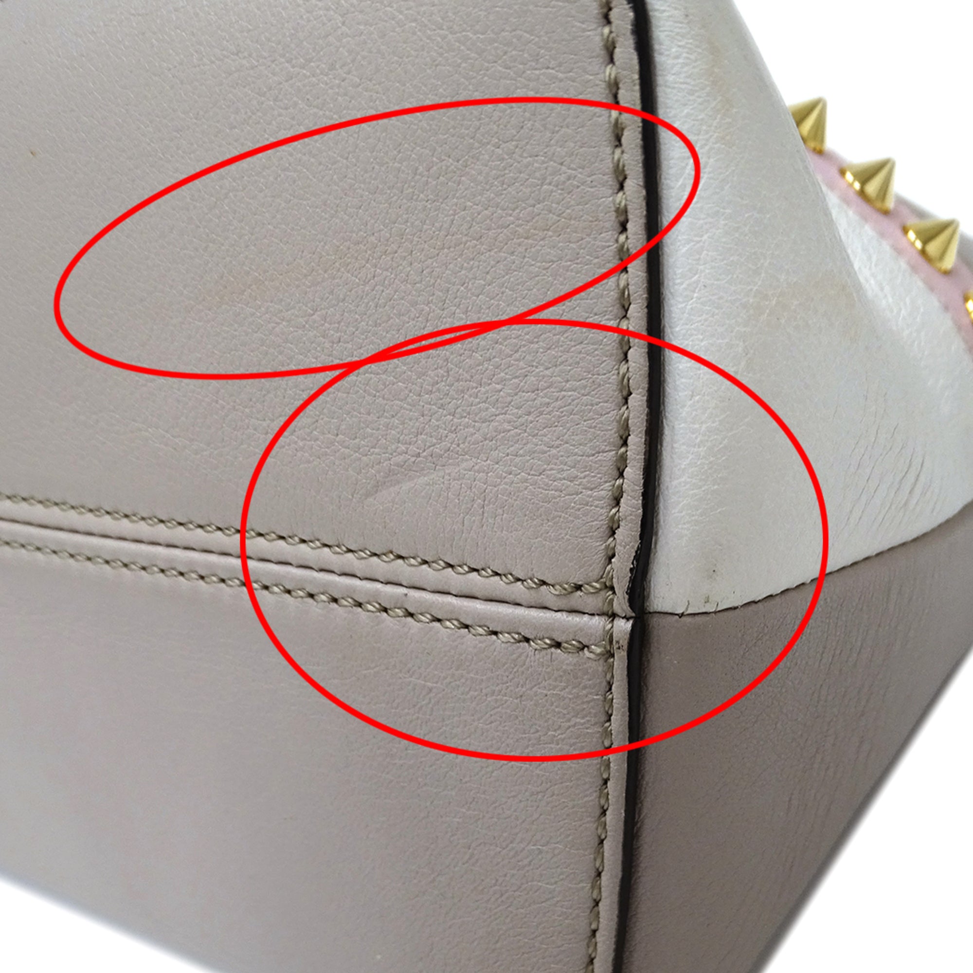 Fendi Beige Grayish Leather Handbag Shoulder Bag (Pre-Owned)
