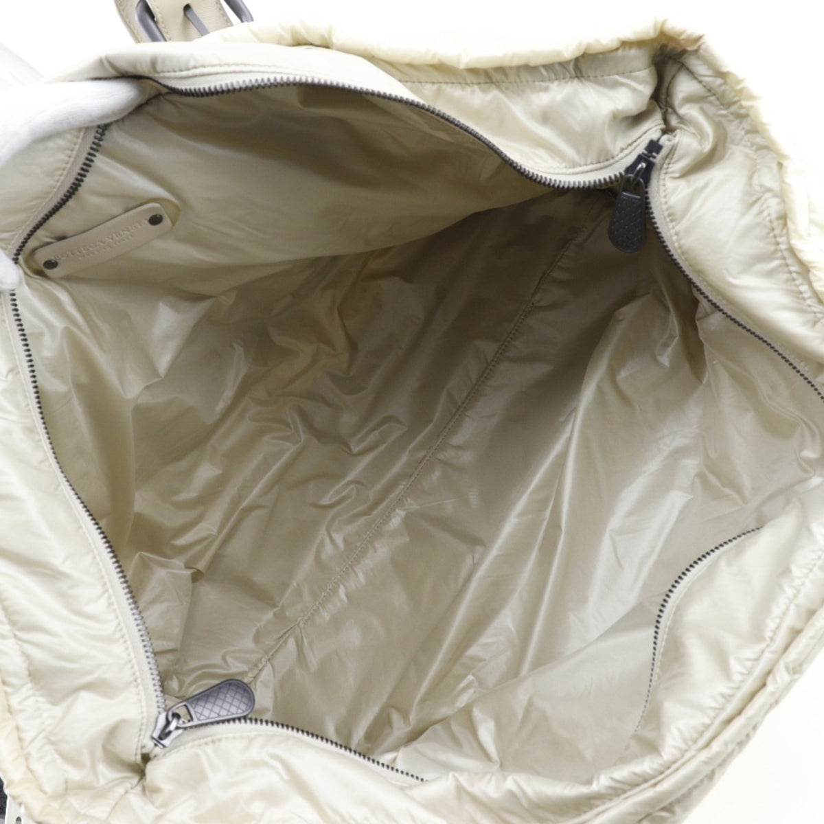 Bottega Veneta Intrecciato Beige Nylon Tote Bag (Pre-Owned)