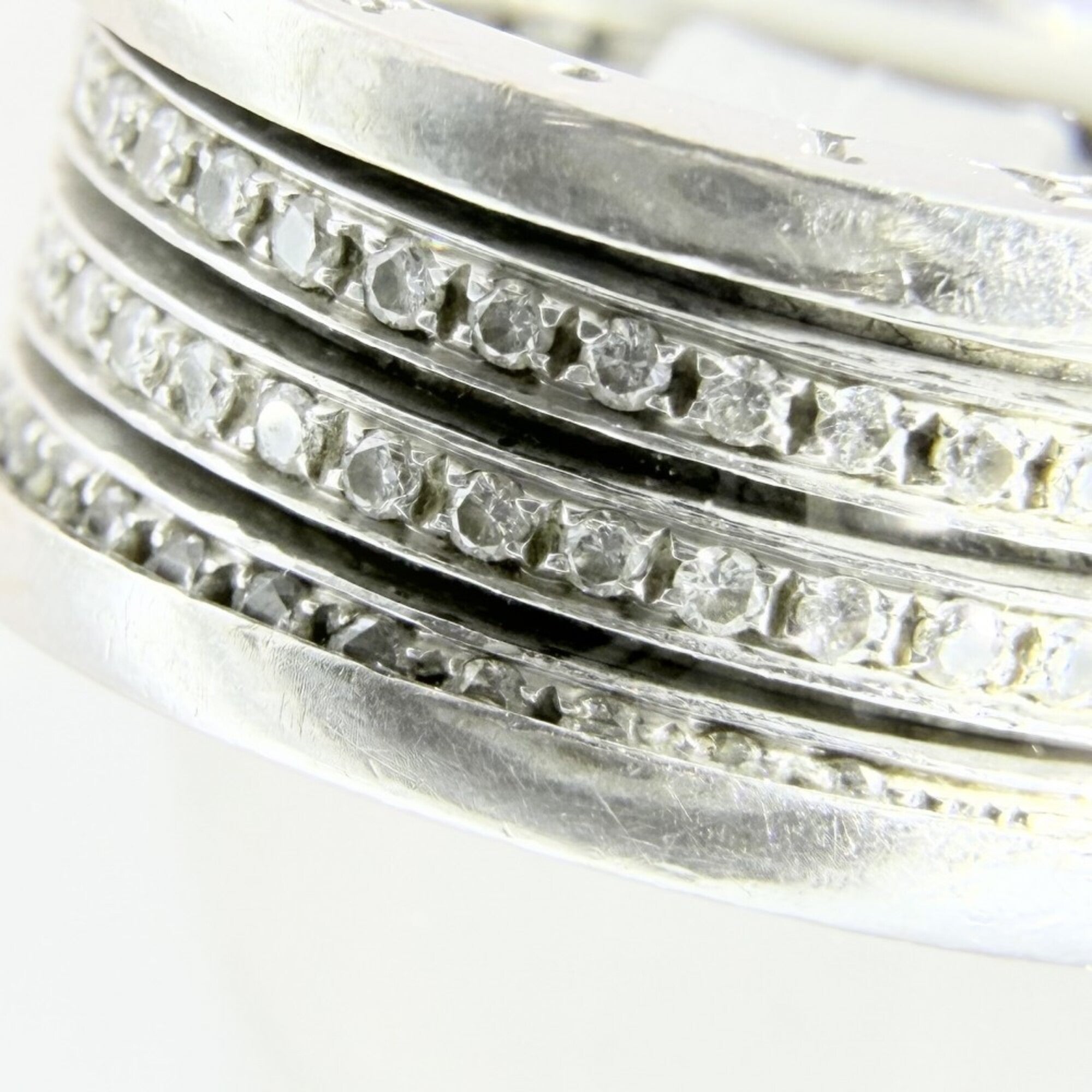 Bvlgari White Gold (18K) Band Ring (Pre-Owned)
