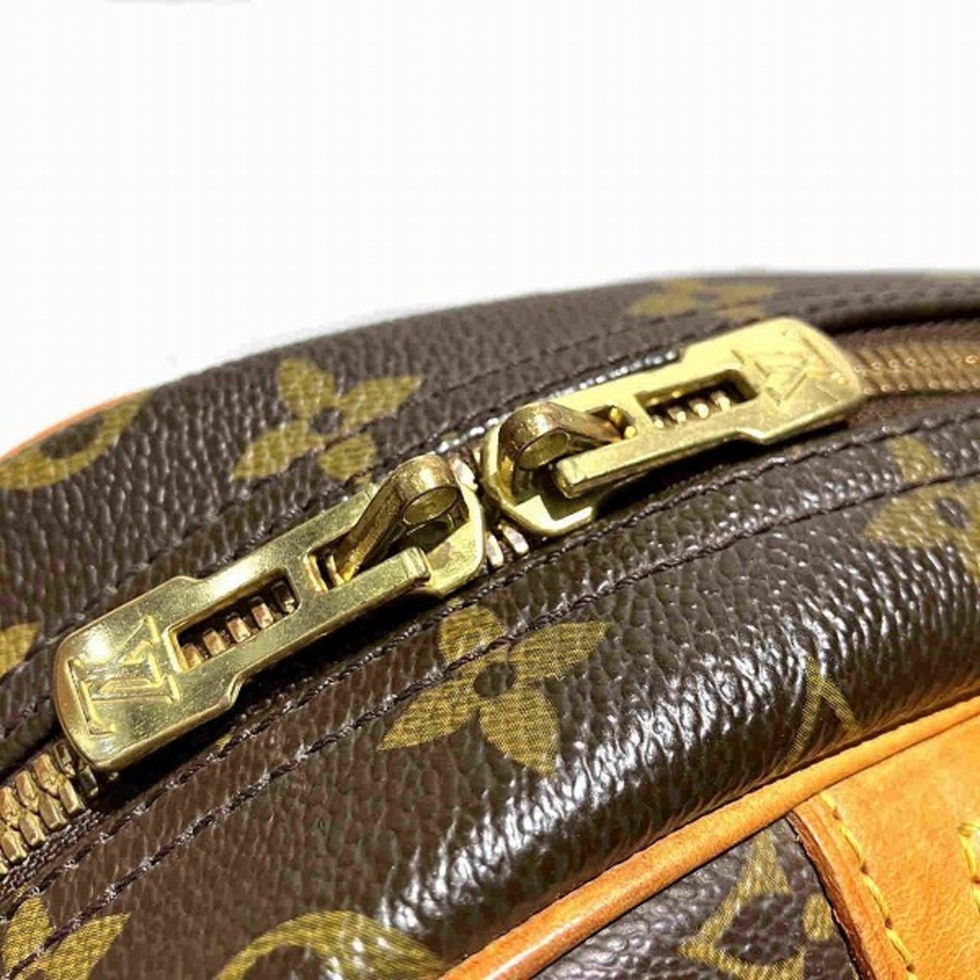 Louis Vuitton Brown Monogram Handbag (Pre-Owned)