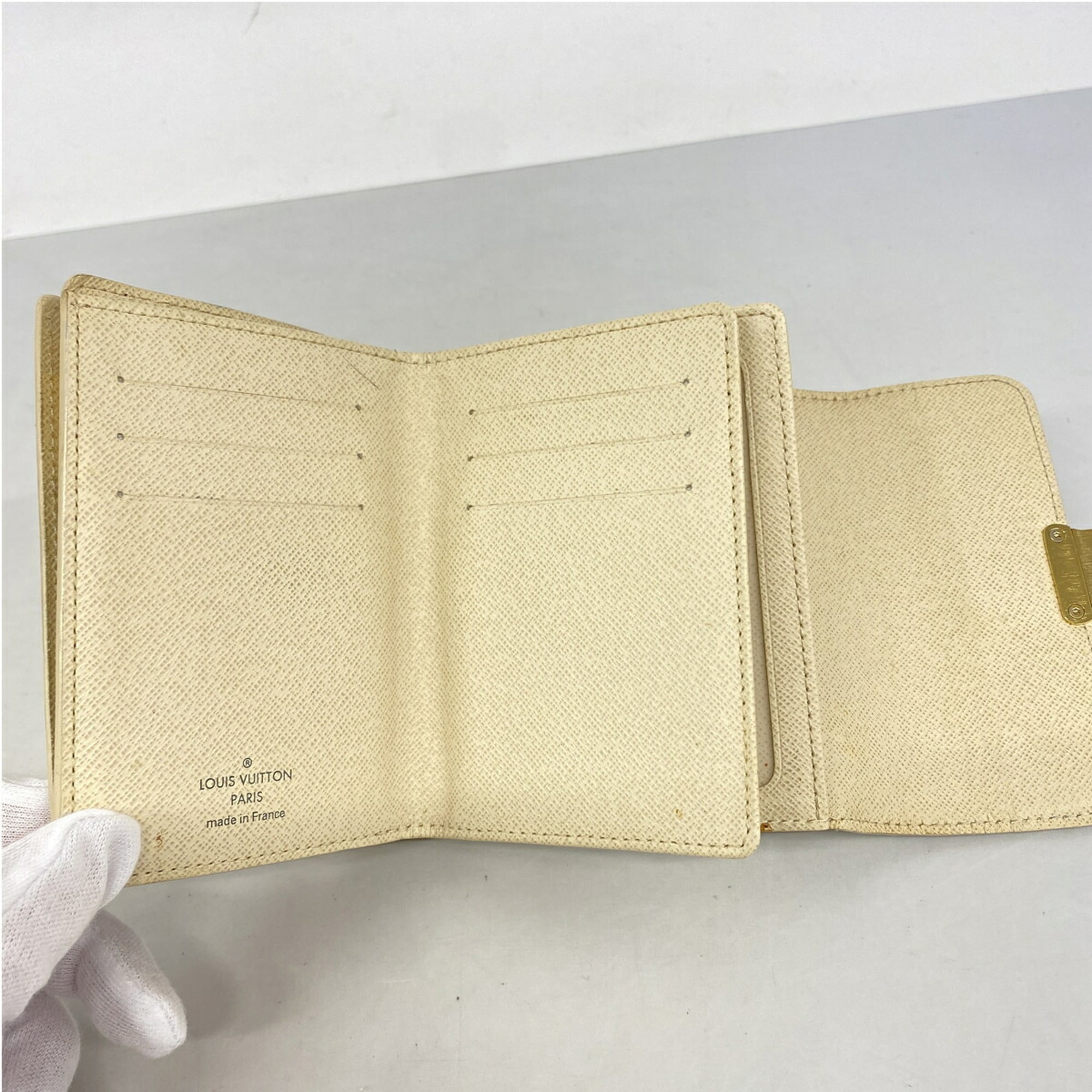 Louis Vuitton White Wallet (Tri-Fold) (Pre-Owned)