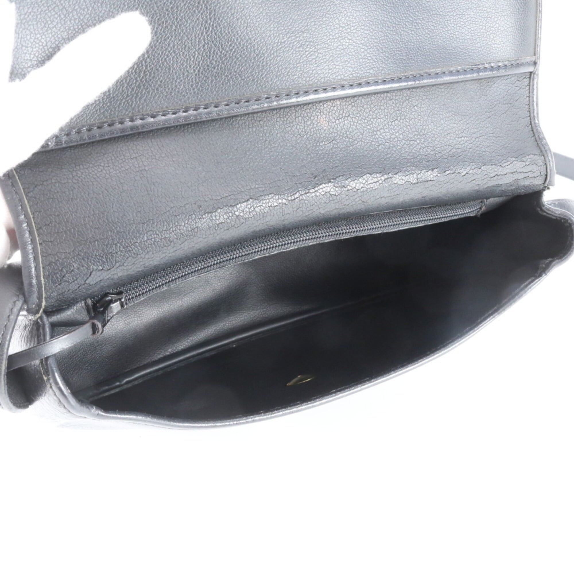 Christian Dior Black Leather Shoulder Bag (Pre-Owned)