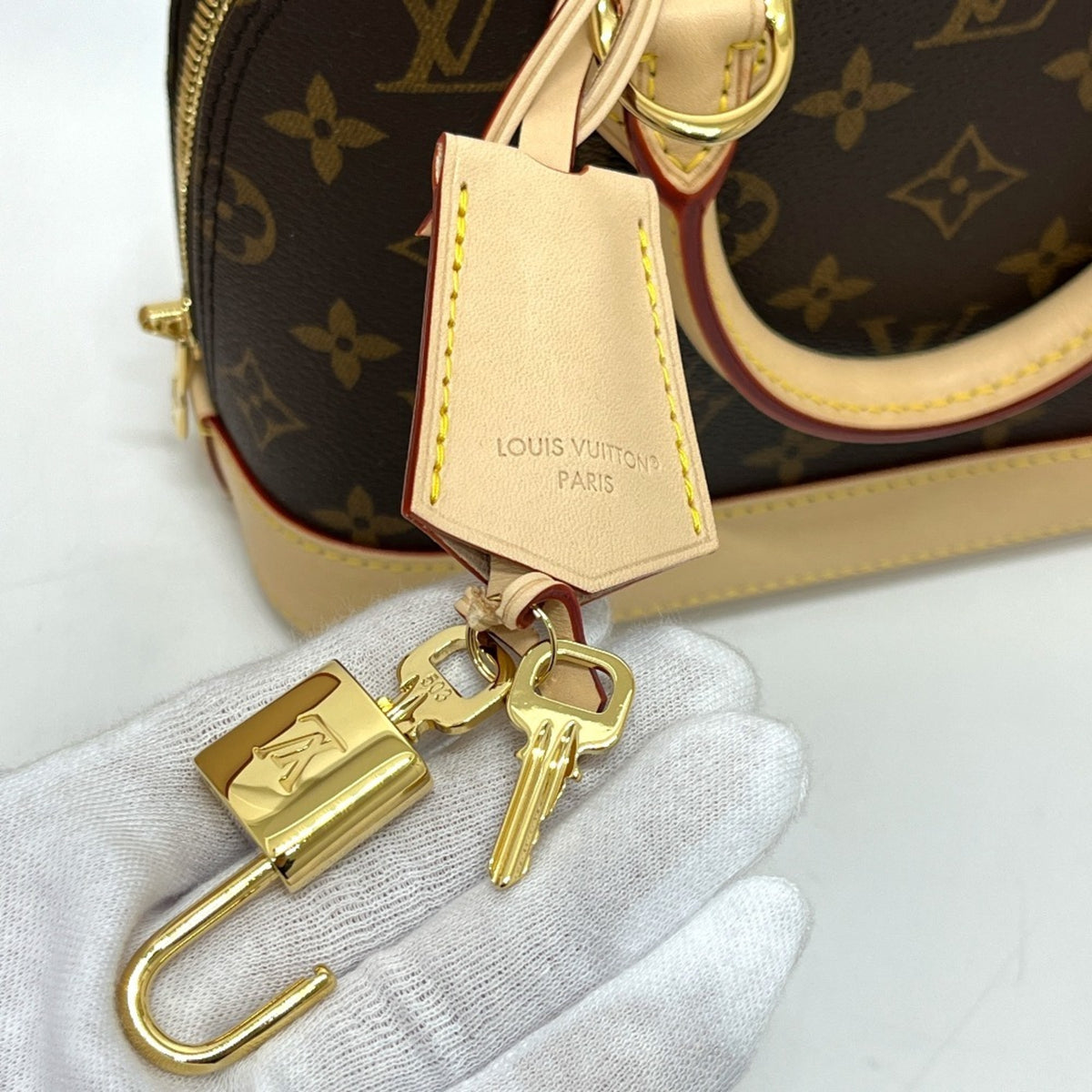 Louis Vuitton Monogram Brown Monogram Handbag (Pre-Owned)