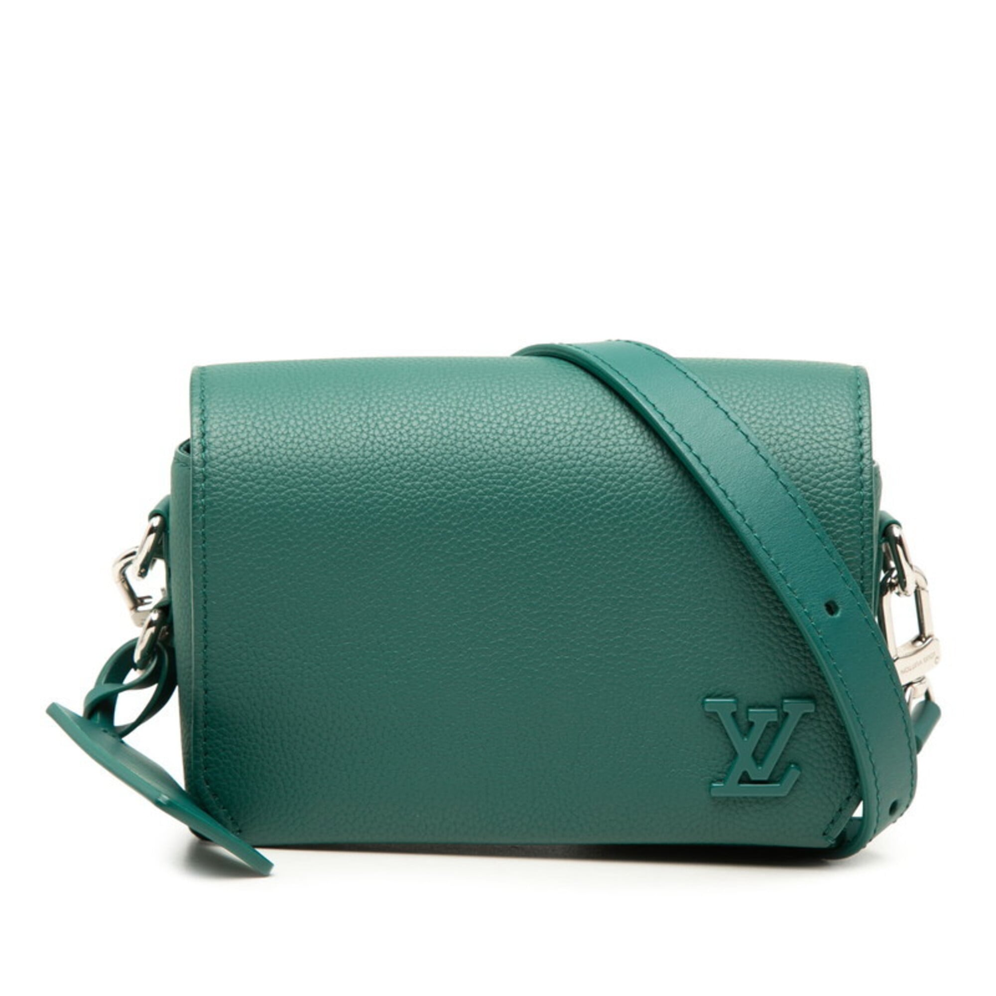 Louis Vuitton Green Leather Shoulder Bag (Pre-Owned)