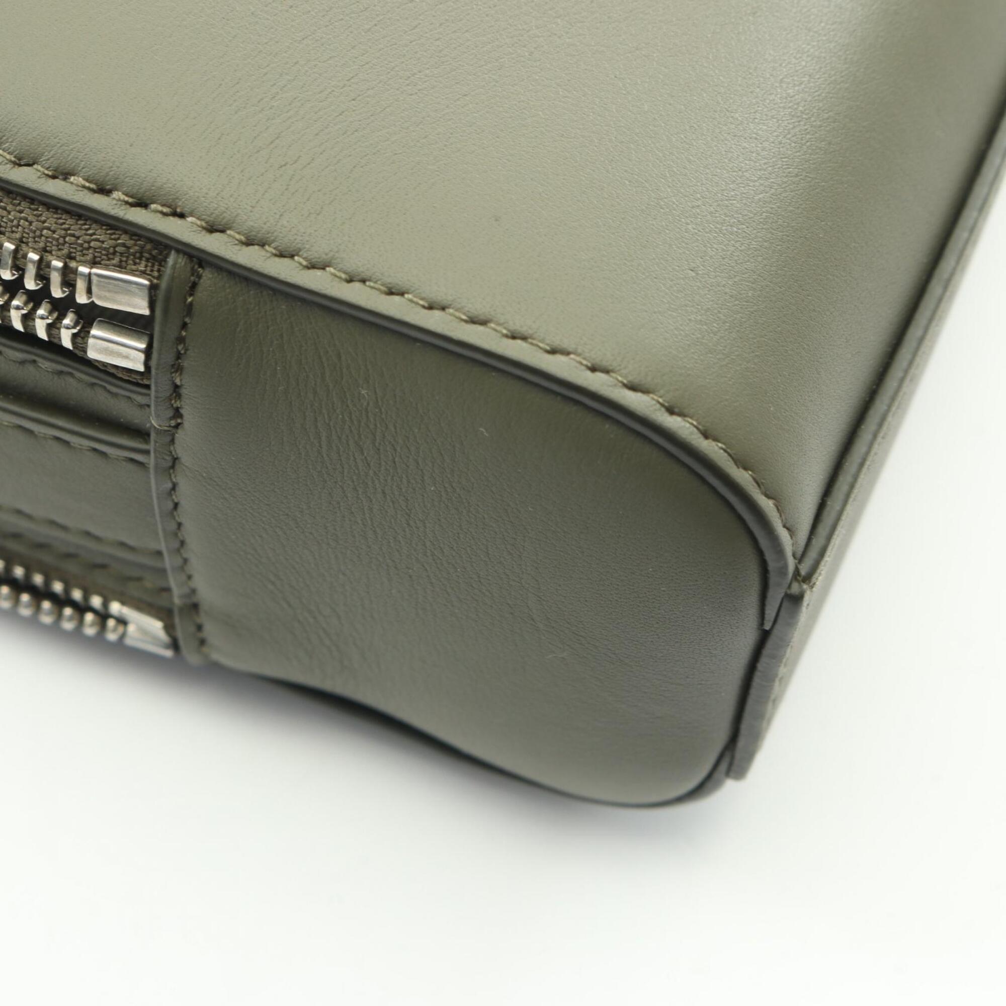 Loewe Khaki Leather Handbag Shoulder Bag (Pre-Owned)