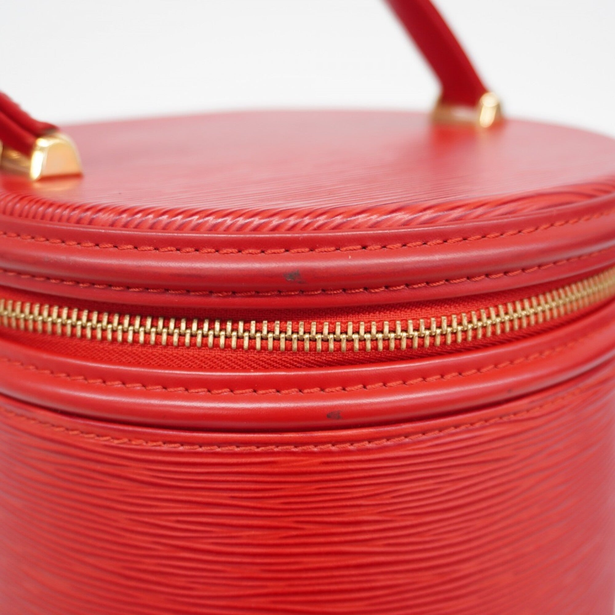 Louis Vuitton Castilian Red Handbag (Pre-Owned)