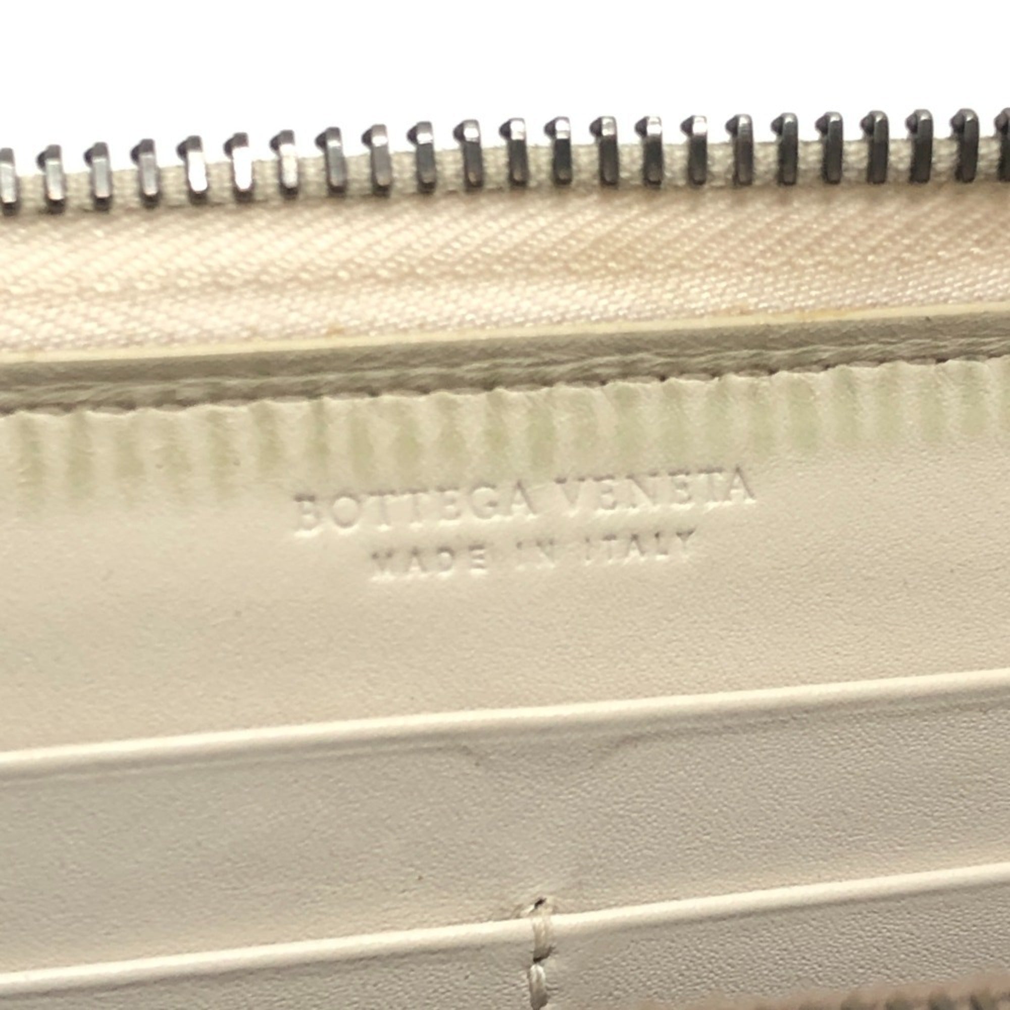 Bottega Veneta White Intrecciato Long Wallet (Bi-Fold) (Pre-Owned)