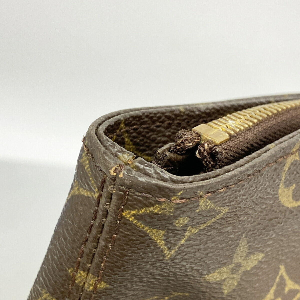 Louis Vuitton Brown Tote Bag (Pre-Owned)