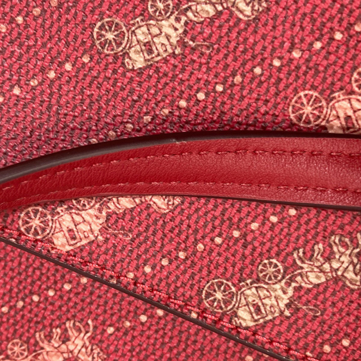 Coach Red Color Pvc Leather Shoulder Bag (Pre-Owned)