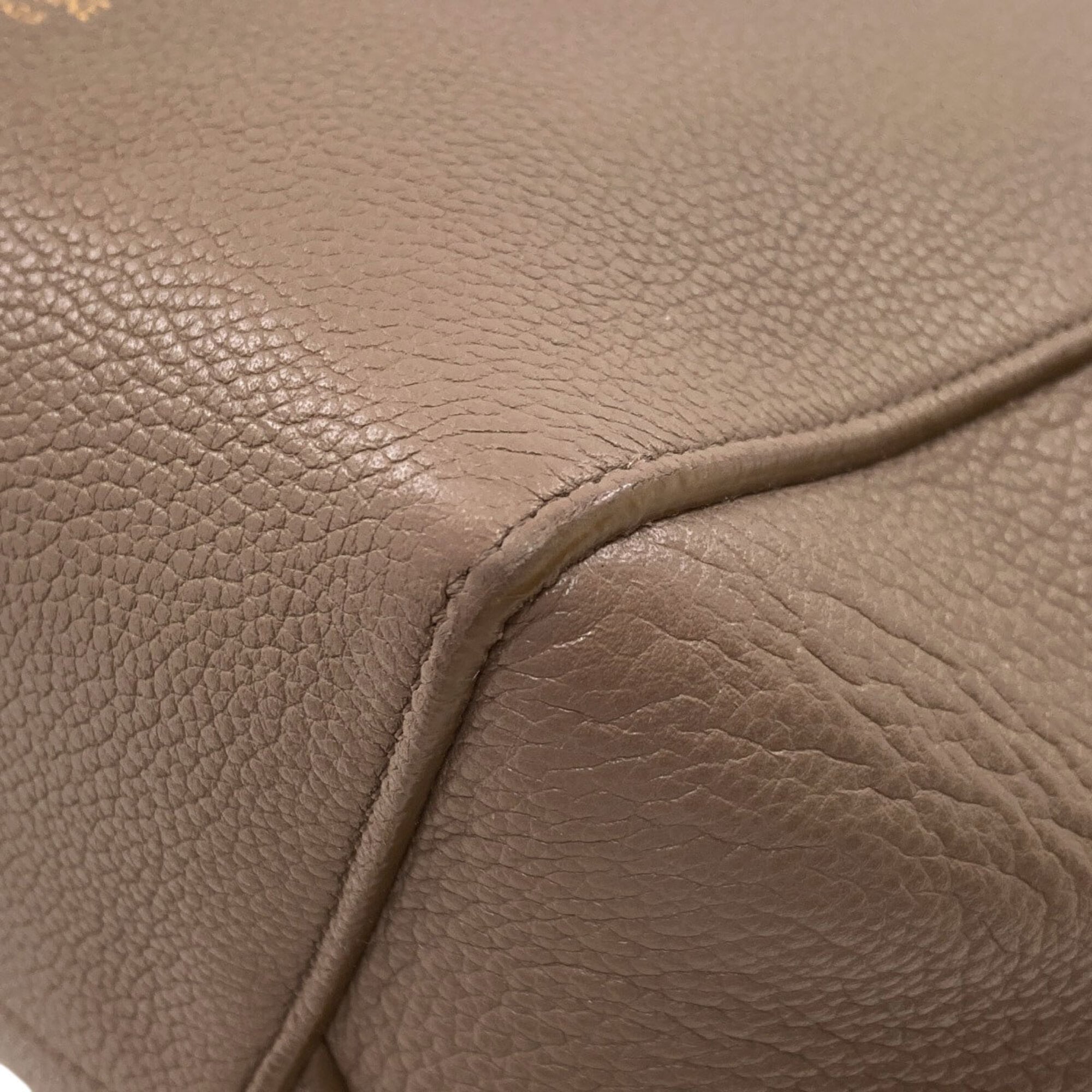 Celine Grayish Shoulder Bag (Pre-Owned)
