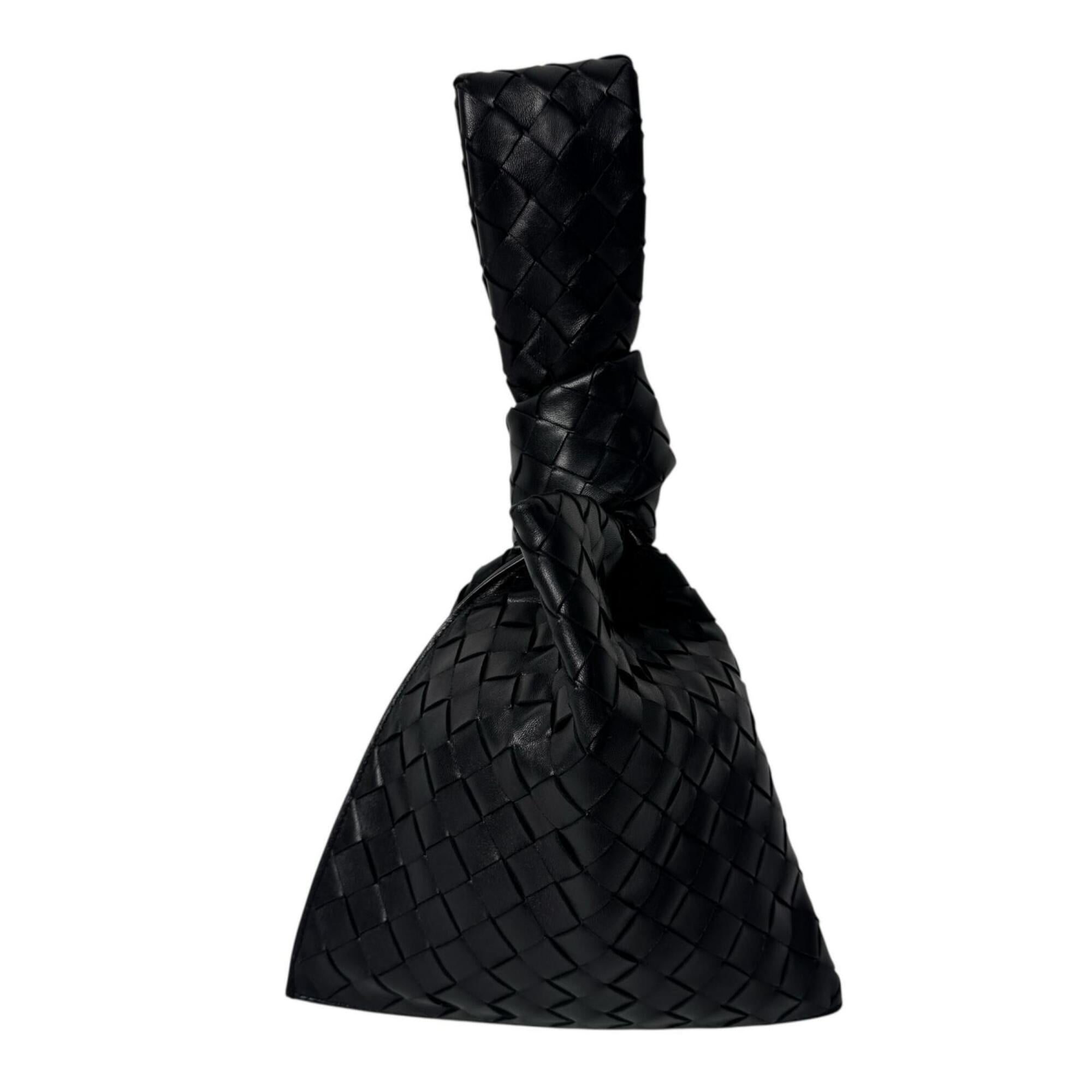Bottega Veneta Black Leather Handbag (Pre-Owned)