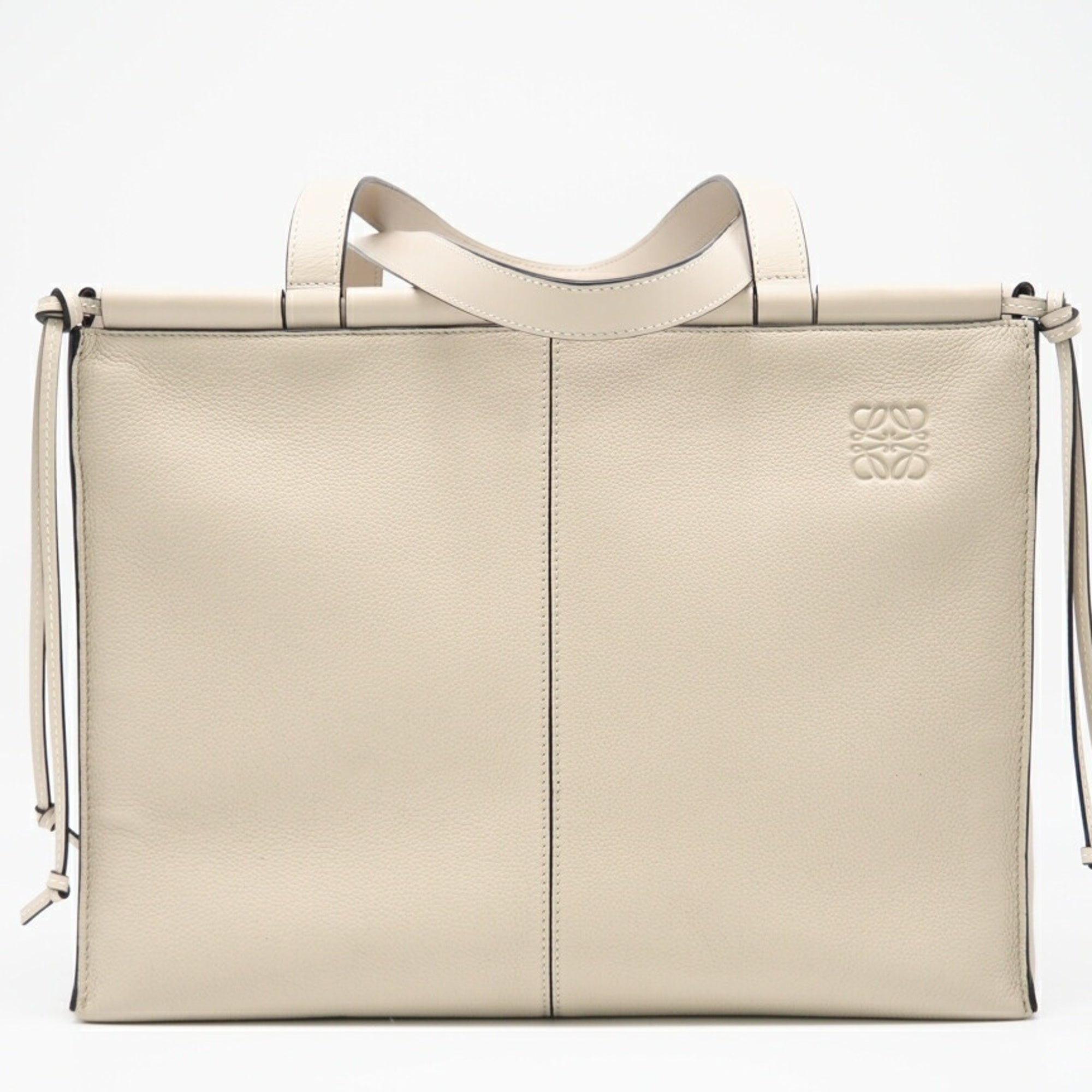 Loewe Beige Leather Tote Bag (Pre-Owned)