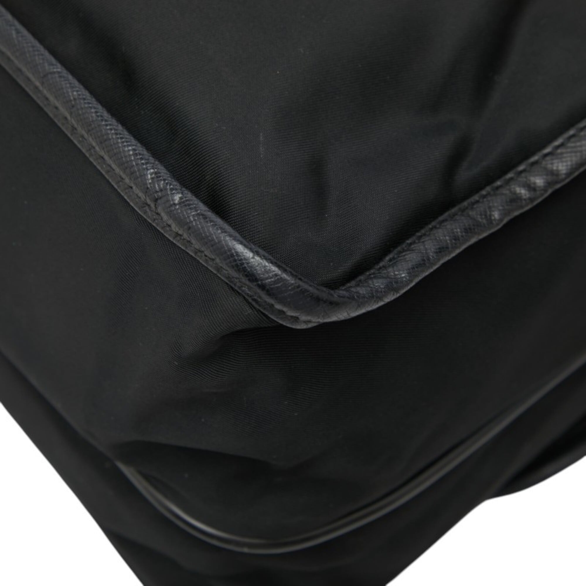 Prada Black Nylon Leather Messenger Bag Shoulder Bag (Pre-Owned)