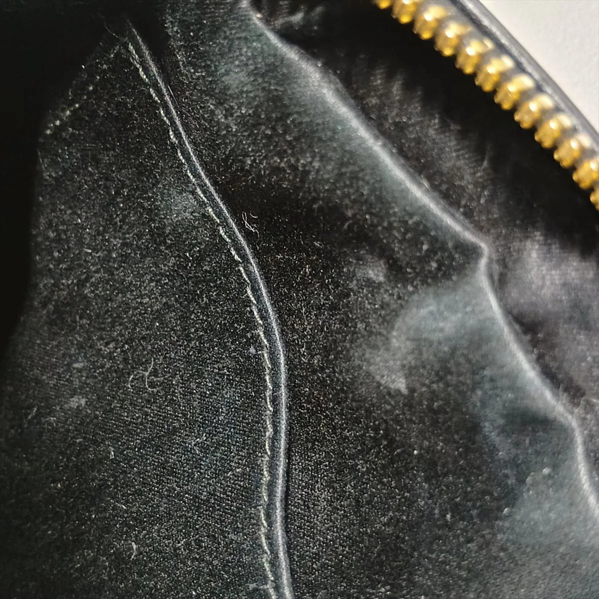 Miu Miu Black Leather Handbag Tote Bag (Pre-Owned)