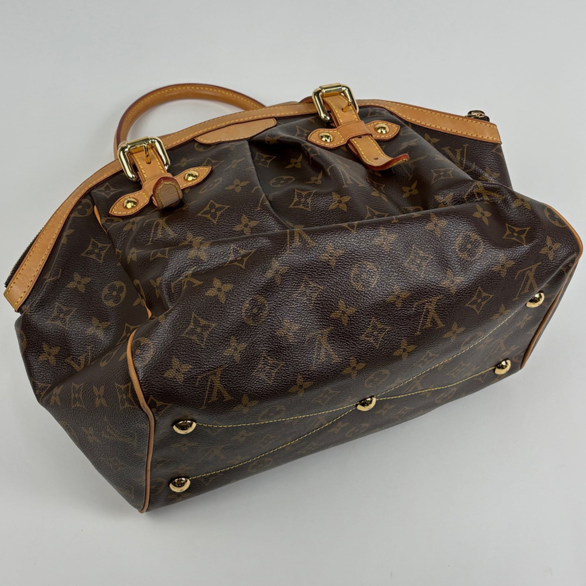 Louis Vuitton Brown Monogram Handbag (Pre-Owned)