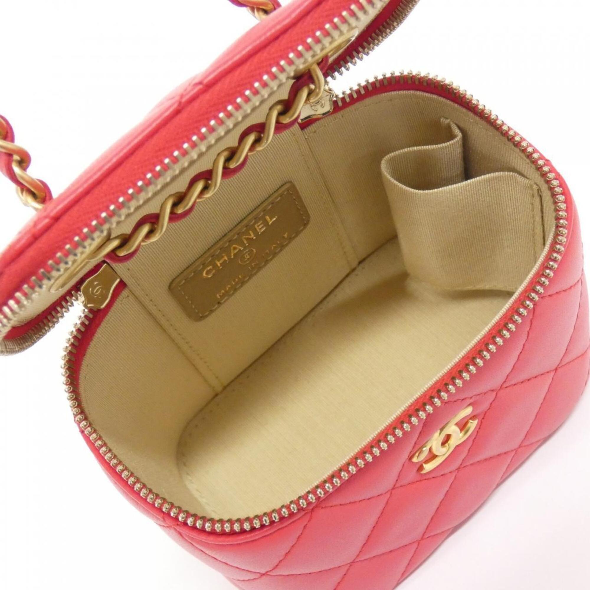Chanel Red Color Leather Shoulder Bag (Pre-Owned)