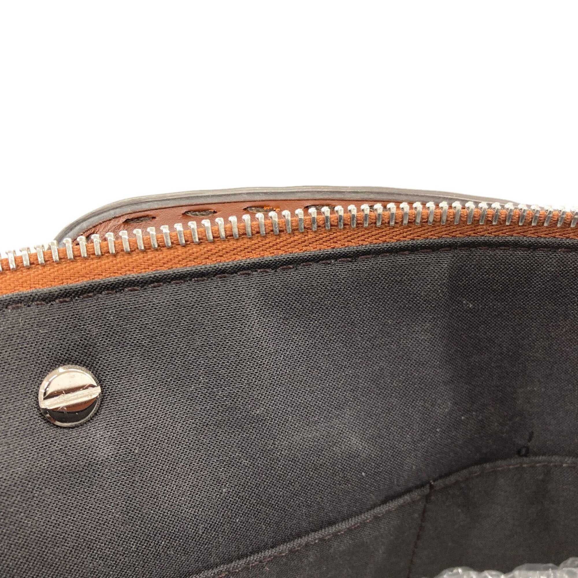 Fendi Brown Leather Handbag (Pre-Owned)