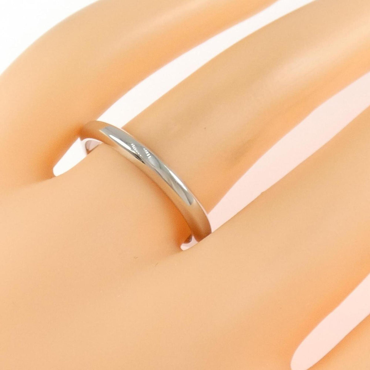 Cartier Silver Platinum 950 Band Ring (Pre-Owned)
