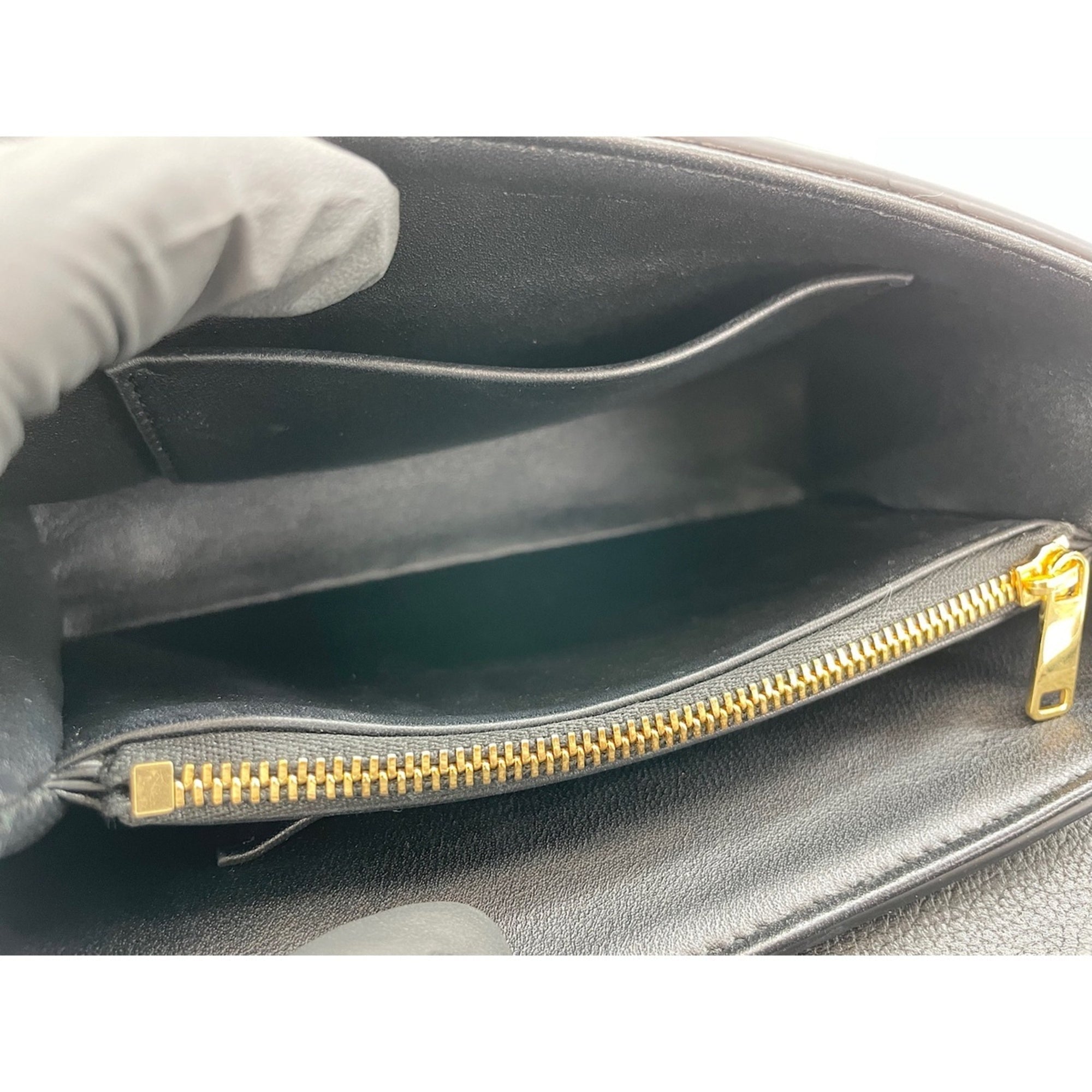 Celine Black Shoulder Bag (Pre-Owned)