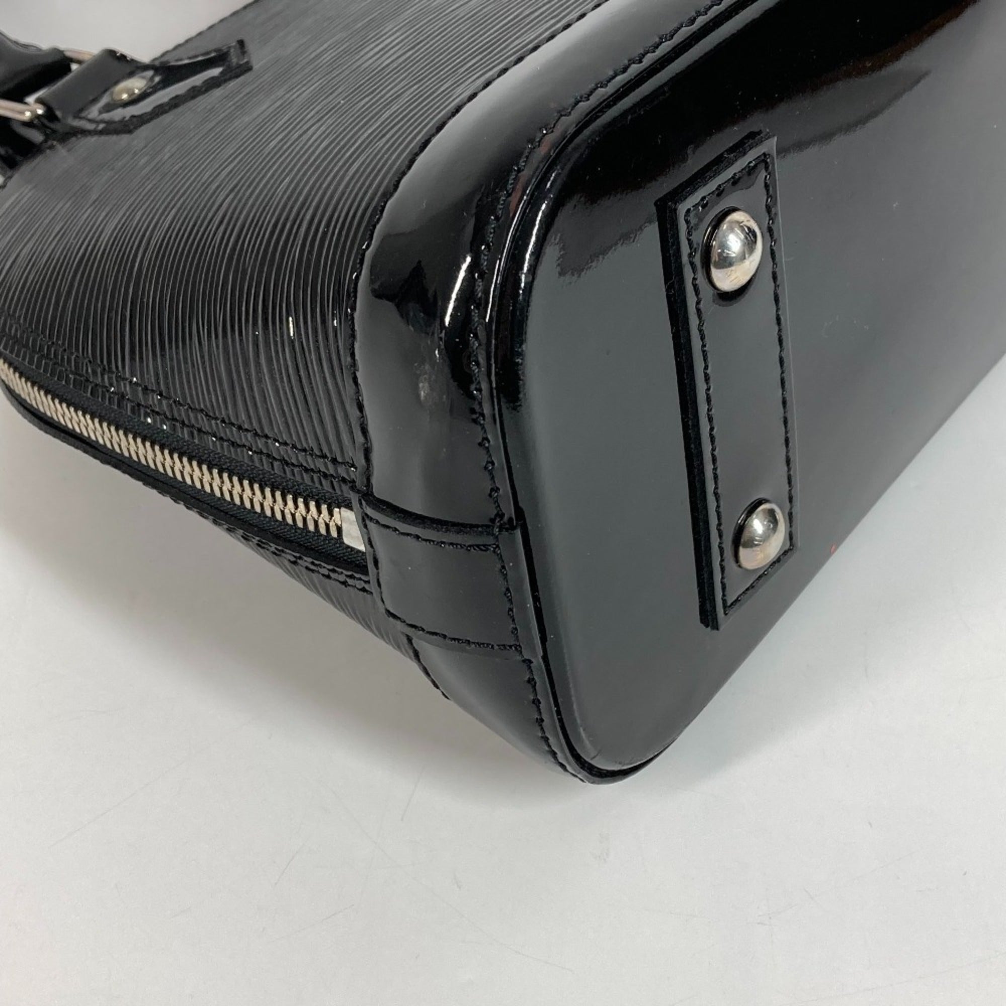 Louis Vuitton Epi Electric Black Noir Handbag Shoulder Bag (Pre-Owned)