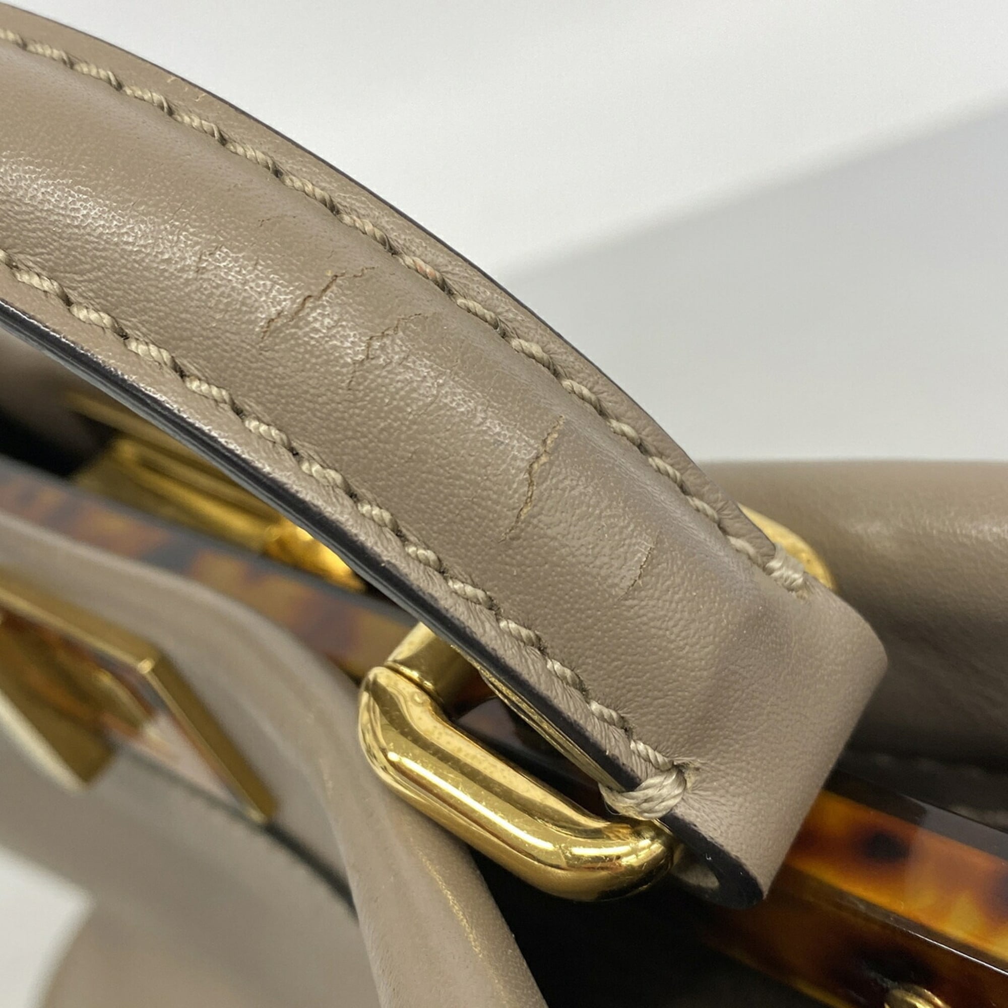 Fendi Grayish Leather Handbag (Pre-Owned)