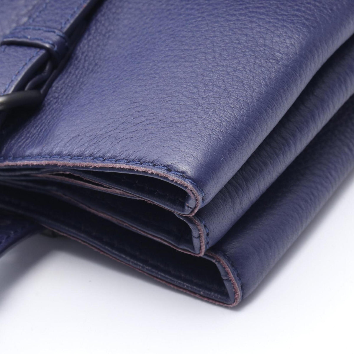 Bottega Veneta Navy Leather Handbag (Pre-Owned)