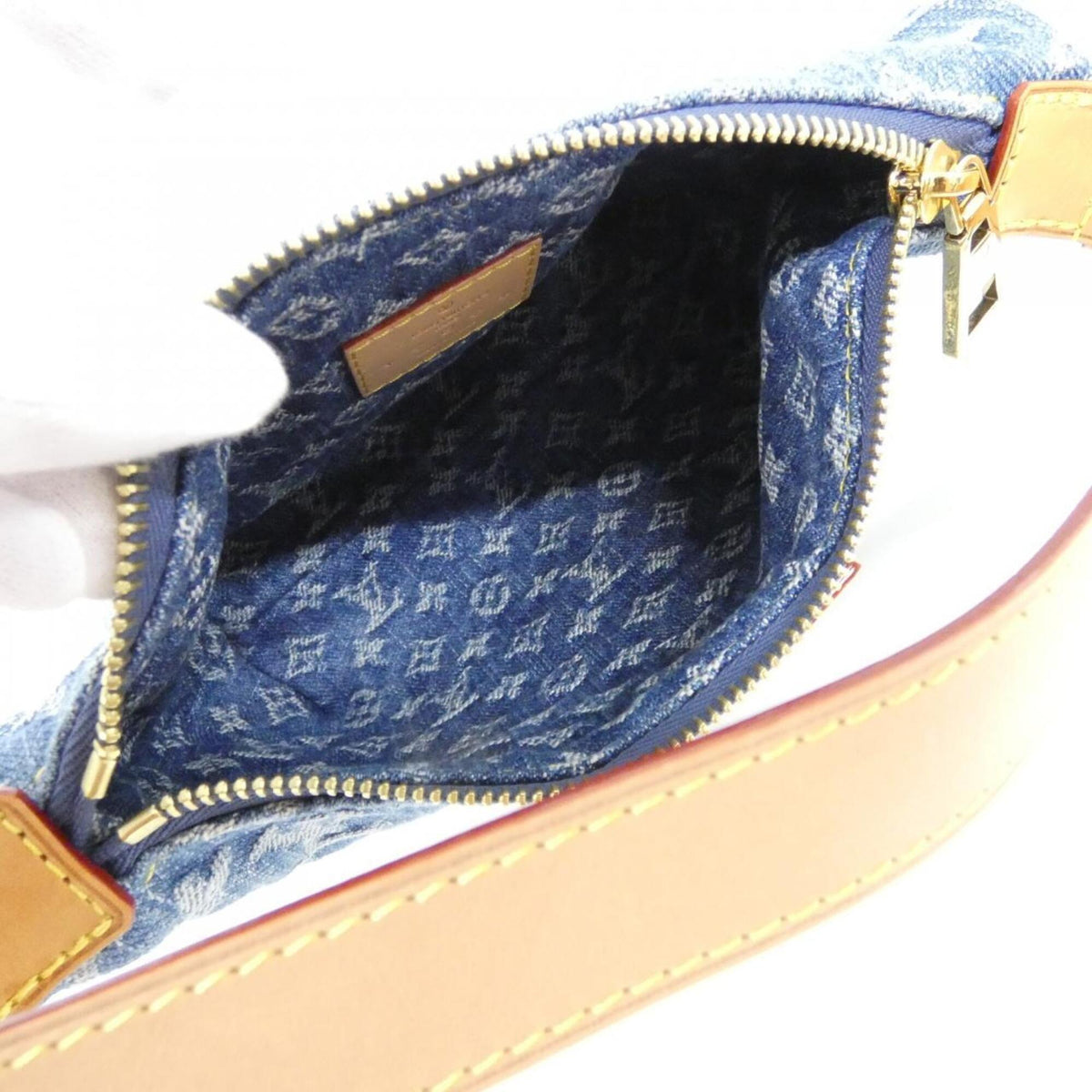 Louis Vuitton Blue Monogram Denim Pochette Shoulder Bag (Pre-Owned)
