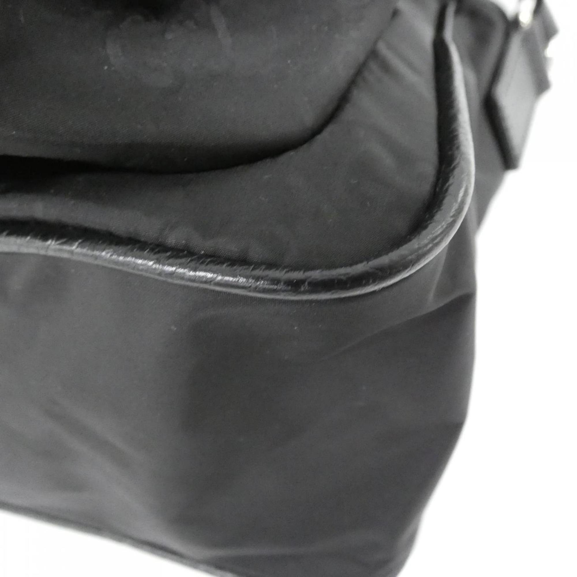 Gucci Black Nylon Shoulder Bag (Pre-Owned)