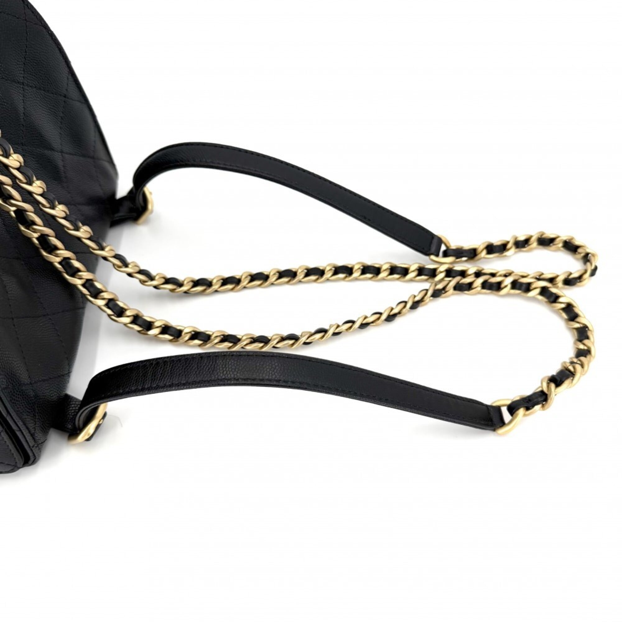 Chanel Black White Grained Calfskin (Pre-Owned)