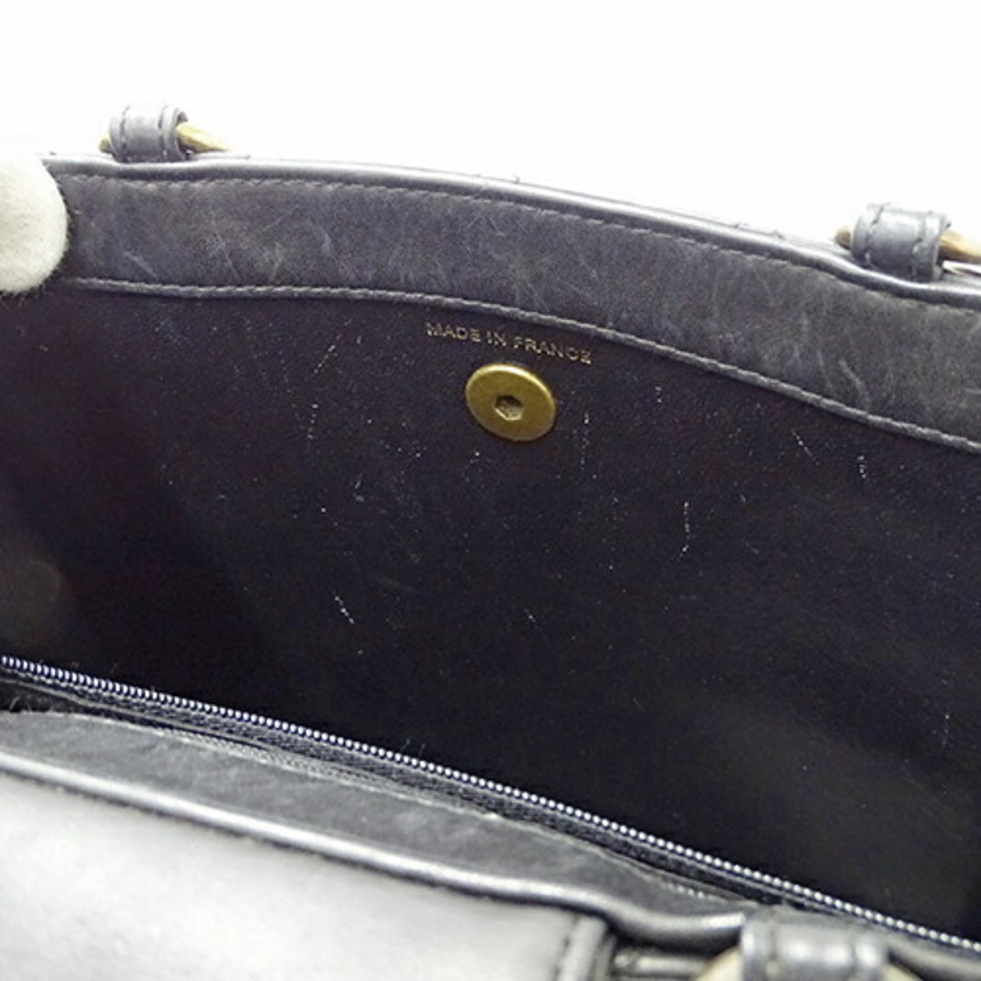 Chanel Black Leather Handbag (Pre-Owned)