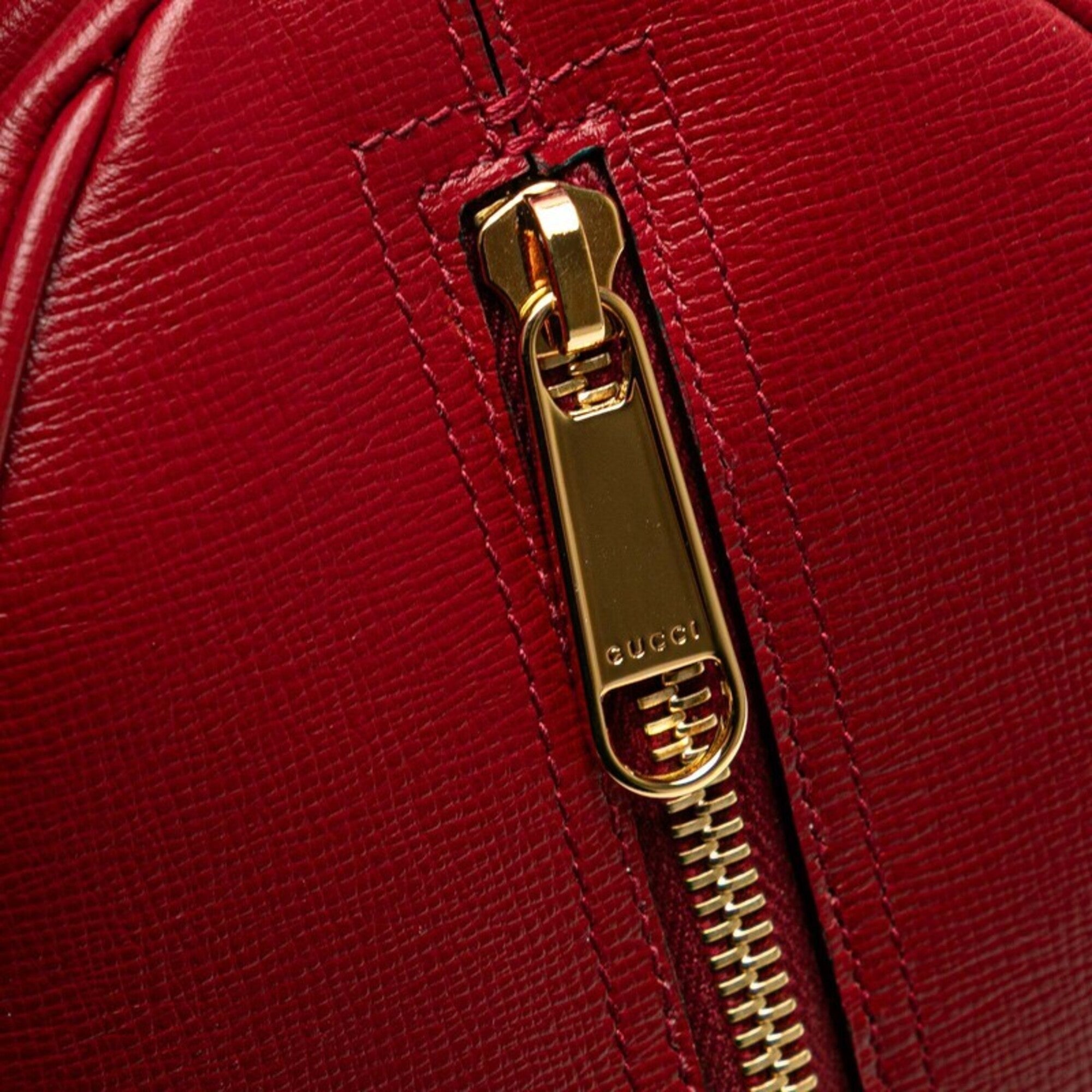 Gucci Red Color Leather Clutch Bag (Pre-Owned)