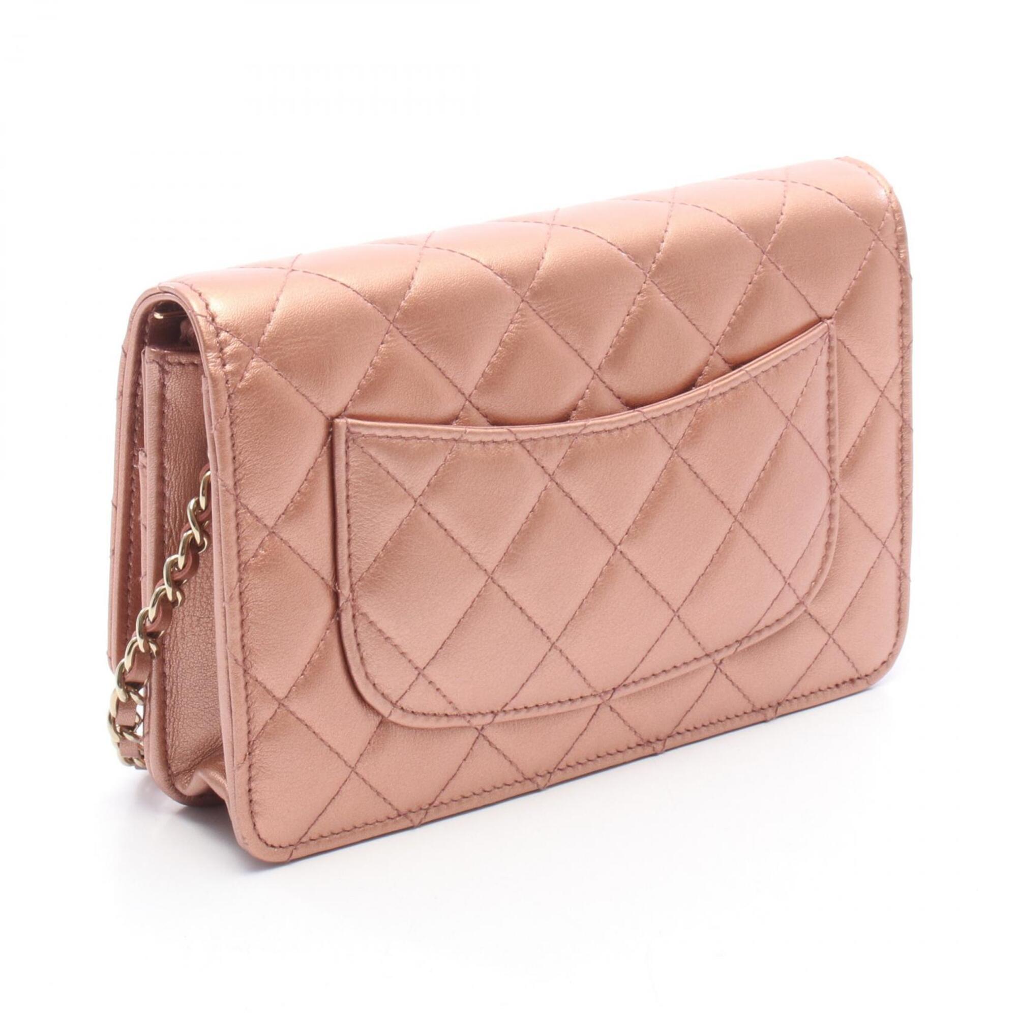 Chanel Gold Metallic Leather Handbag Shoulder Bag (Pre-Owned)