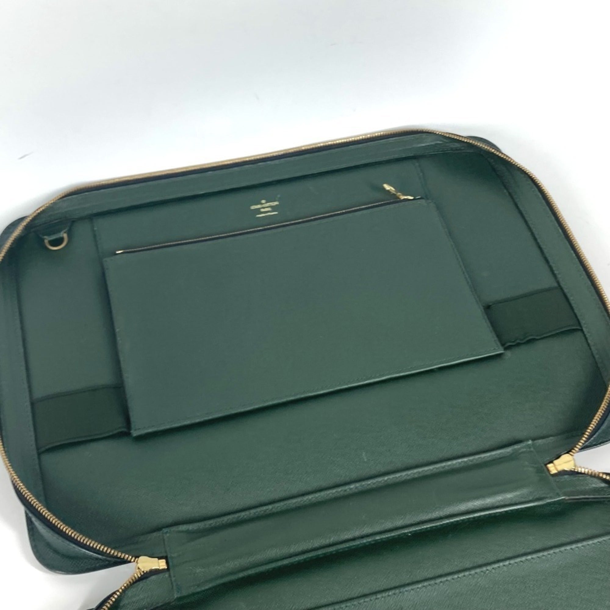Louis Vuitton Episea Green Taiga Leather Briefcase Handbag (Pre-Owned)