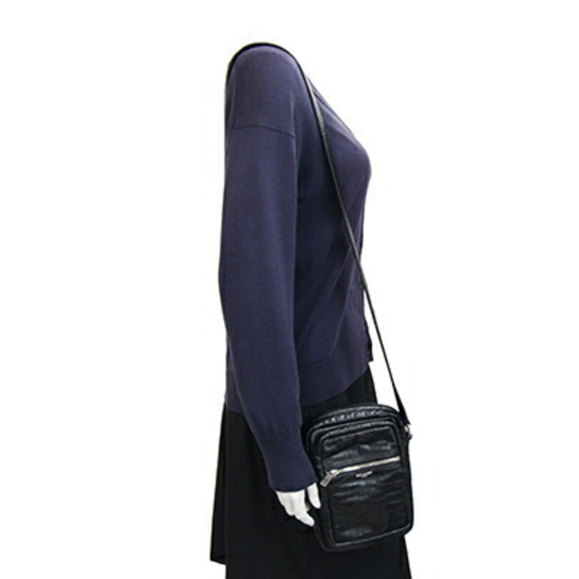 Saint Laurent Black Leather Shoulder Bag (Pre-Owned)