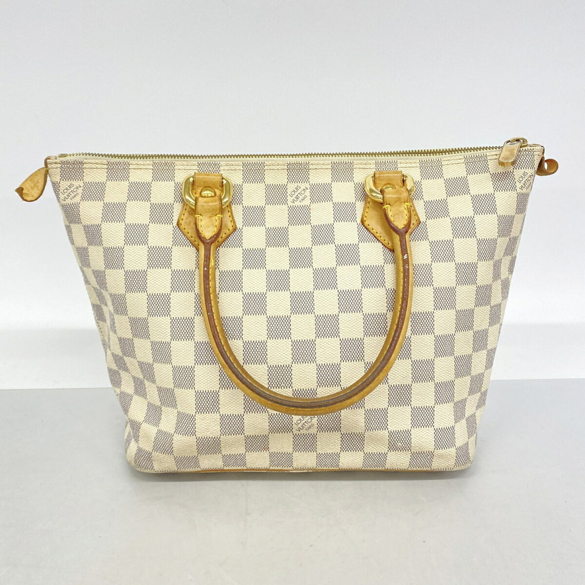 Louis Vuitton White Tote Bag (Pre-Owned)
