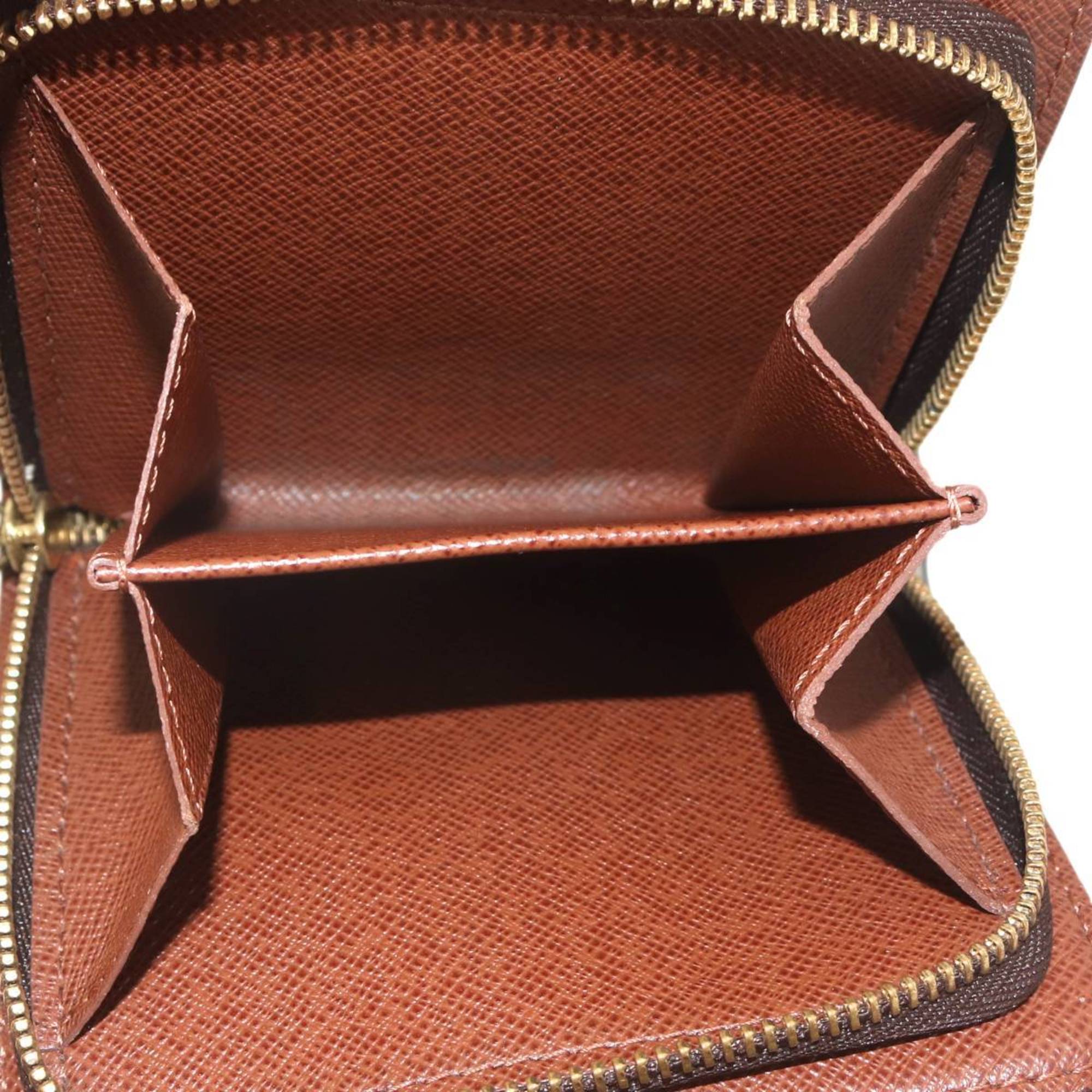 Louis Vuitton Monogram Monogram Wallet (Bi-Fold) (Pre-Owned)
