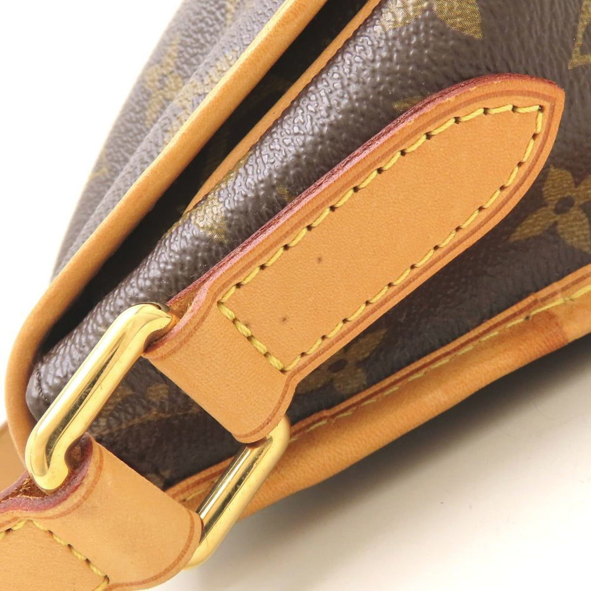 Louis Vuitton Brown Monogram Monogram Shoulder Bag (Pre-Owned)