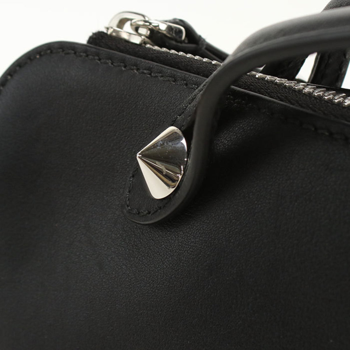 Fendi Black Leather Handbag (Pre-Owned)