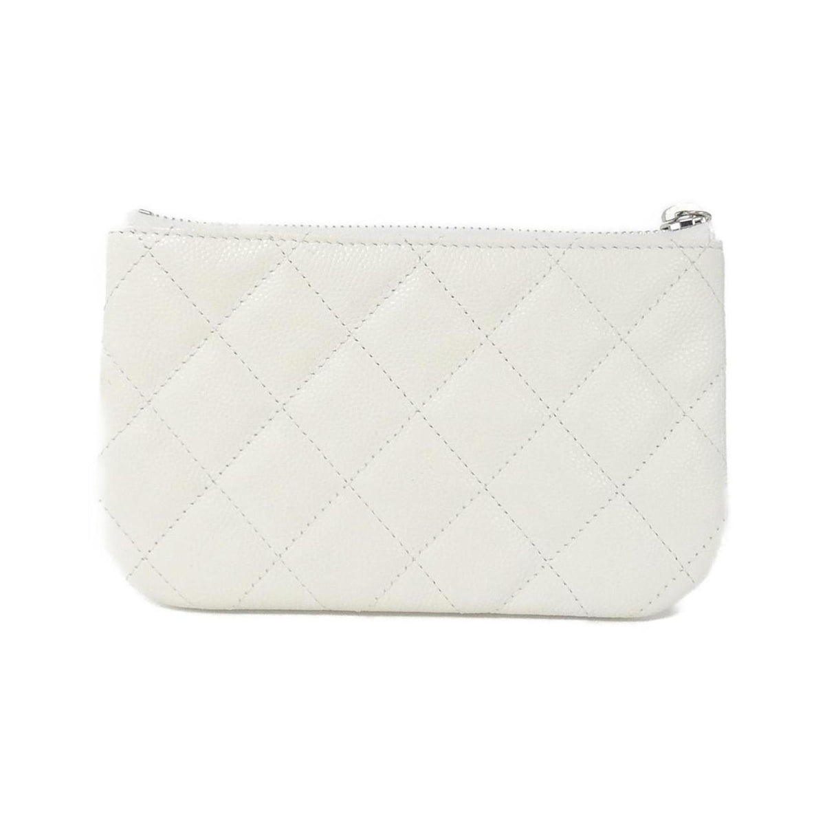 Chanel White Grained Calfskin Pouch (Pre-Owned)