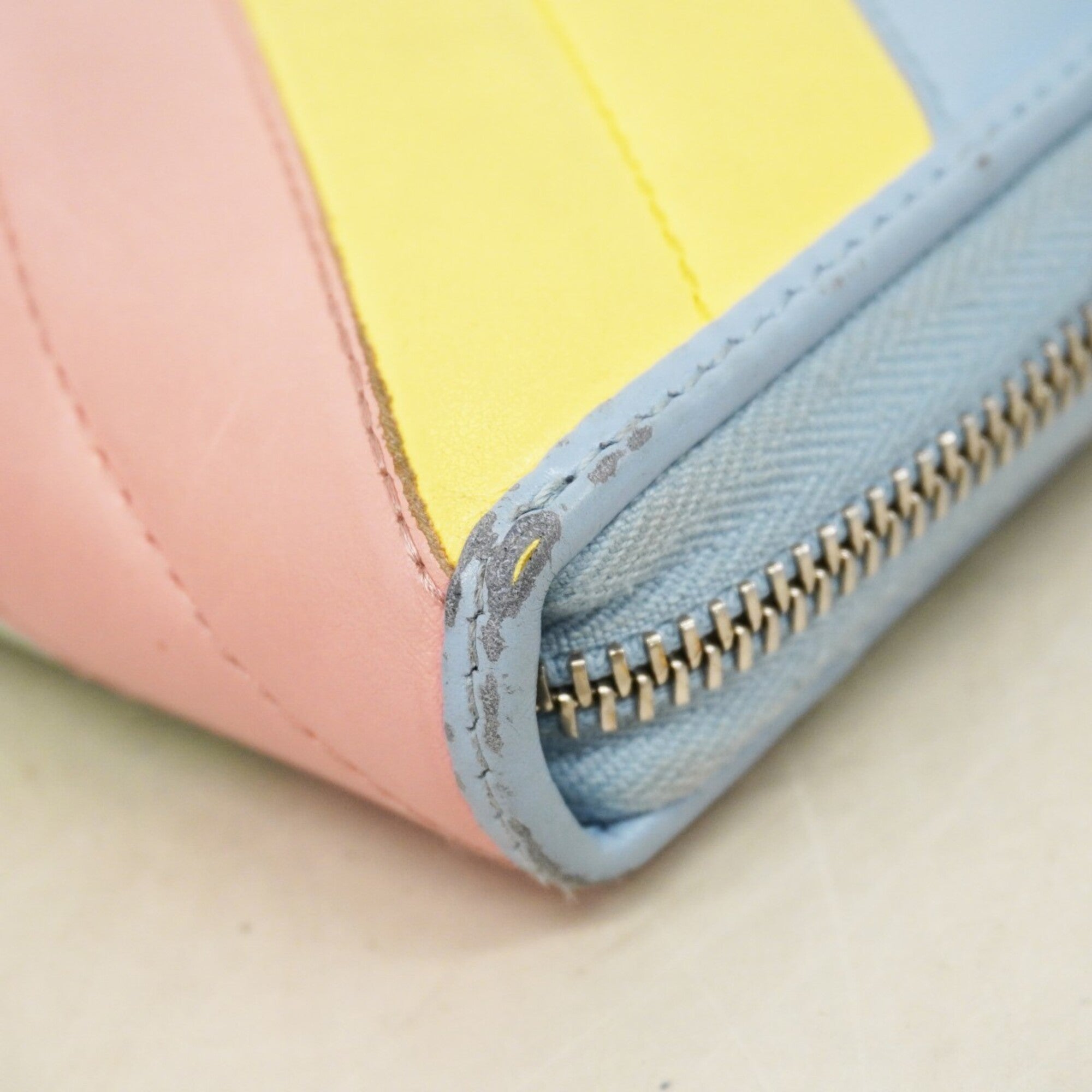Gucci Blue Multi-Color Leather Long Wallet (Bi-Fold) (Pre-Owned)