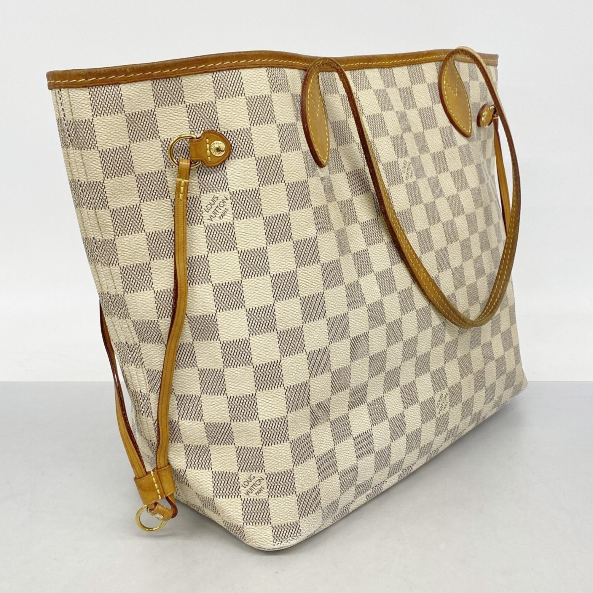 Louis Vuitton White Tote Bag (Pre-Owned)