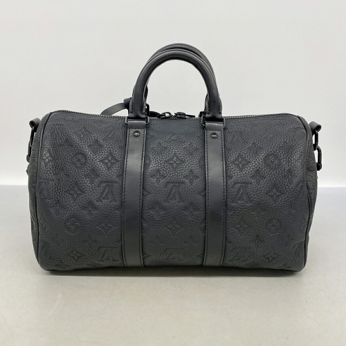 Louis Vuitton Black Handbag (Pre-Owned)