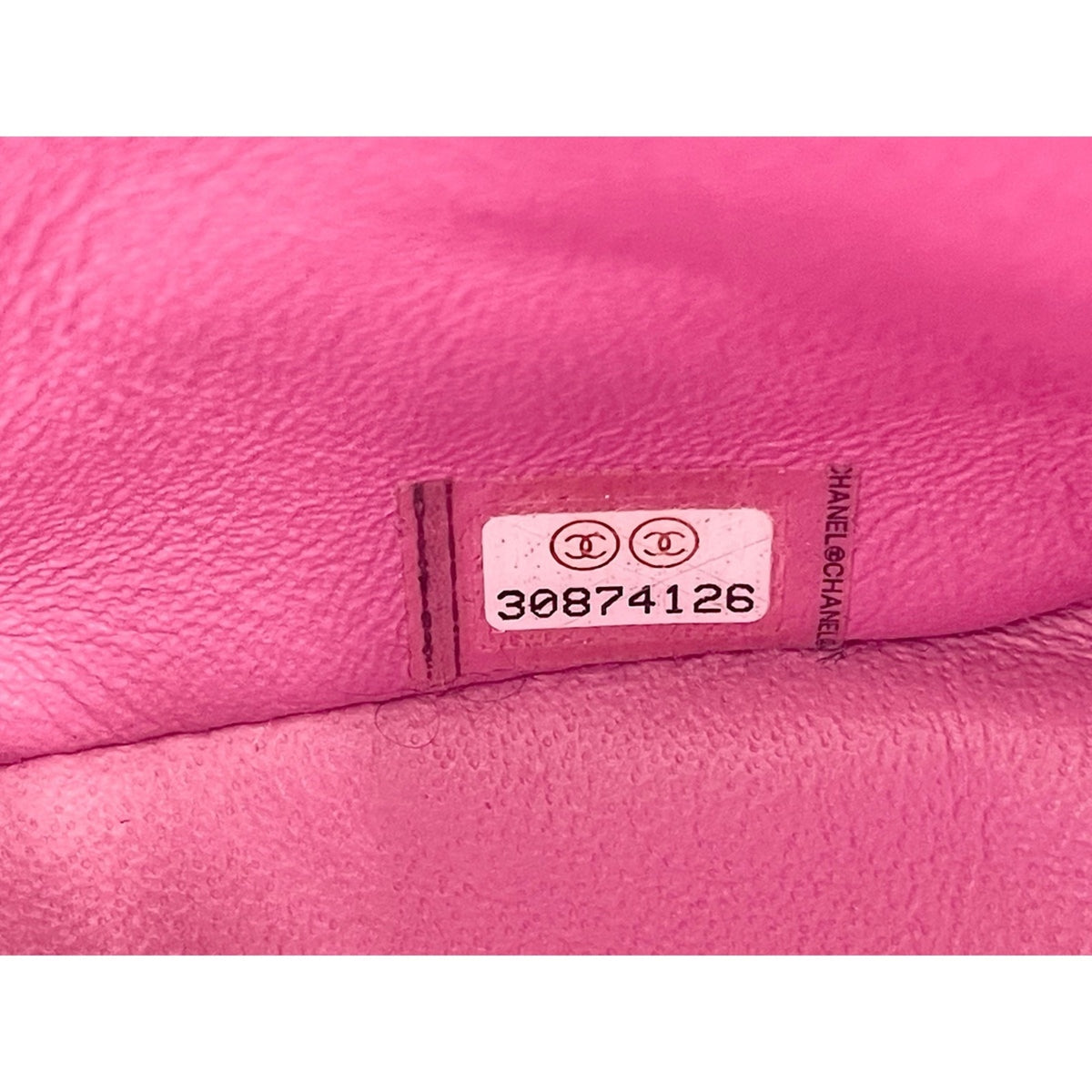 Chanel Pink Shoulder Bag (Pre-Owned)