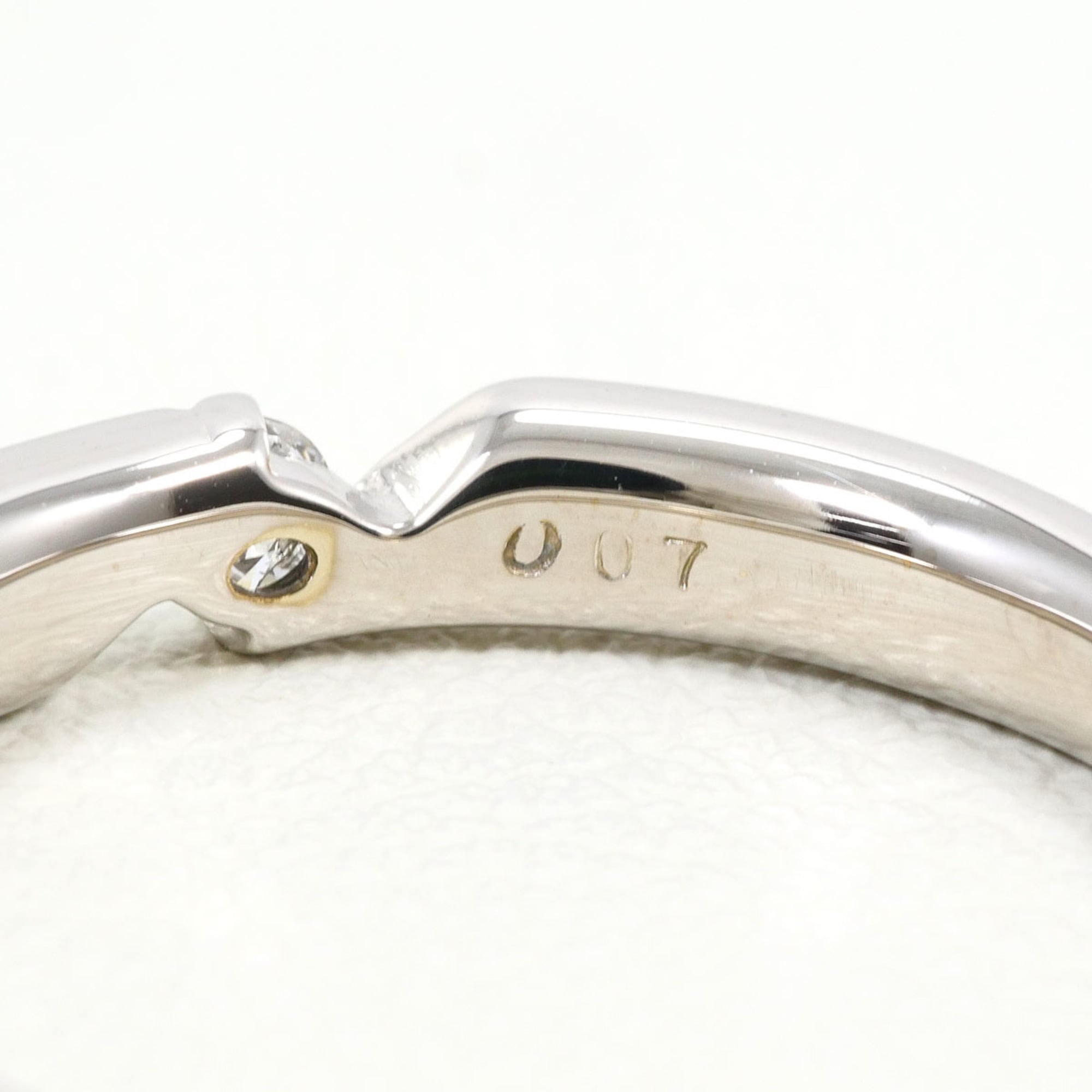 Unbranded White Gold White Gold (14K) Band Ring (Pre-Owned)