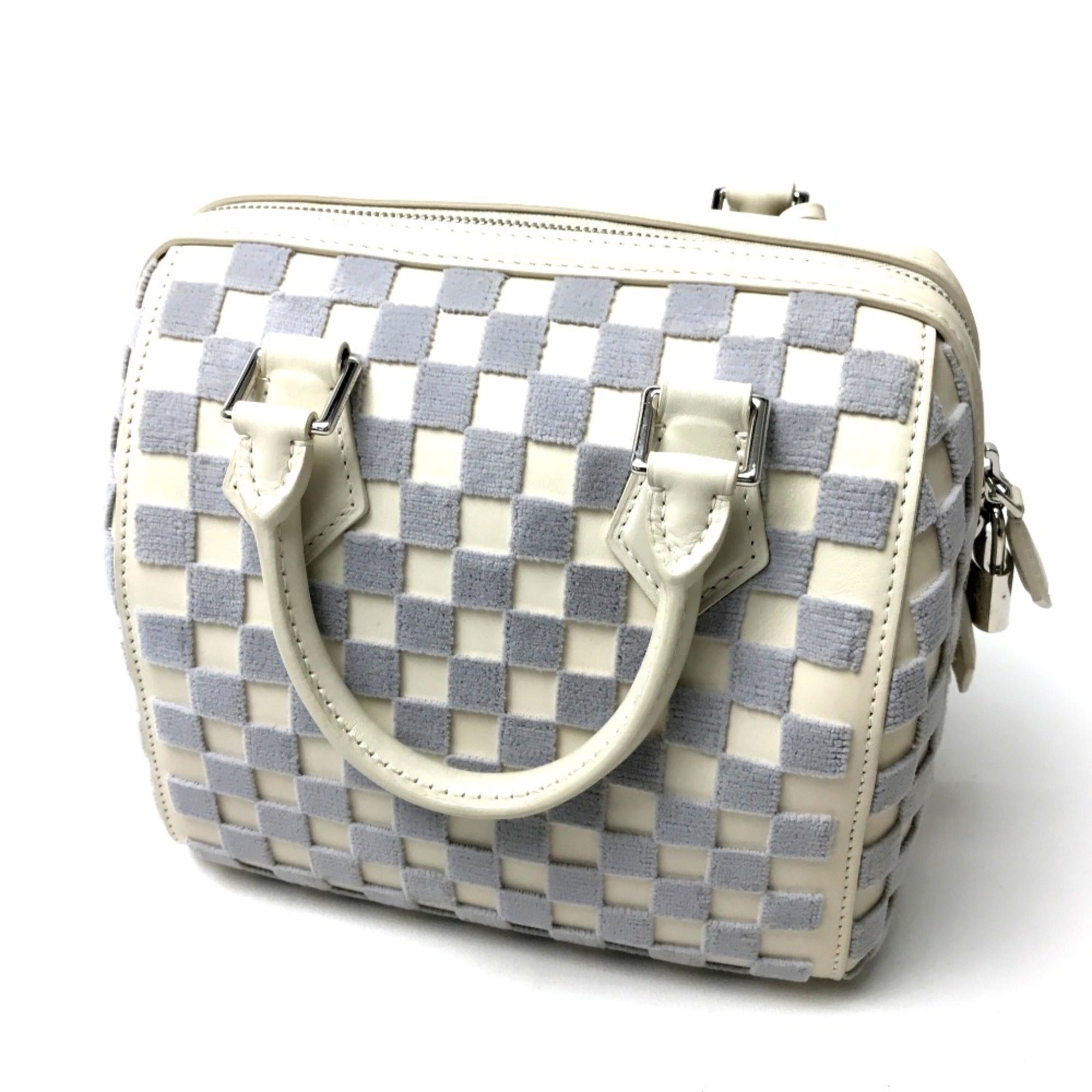 Louis Vuitton White Other Handbag (Pre-Owned)