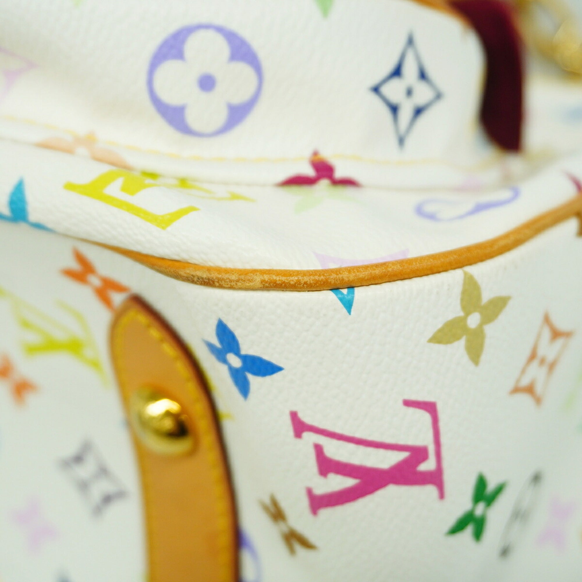 Louis Vuitton Blanc Handbag (Pre-Owned)