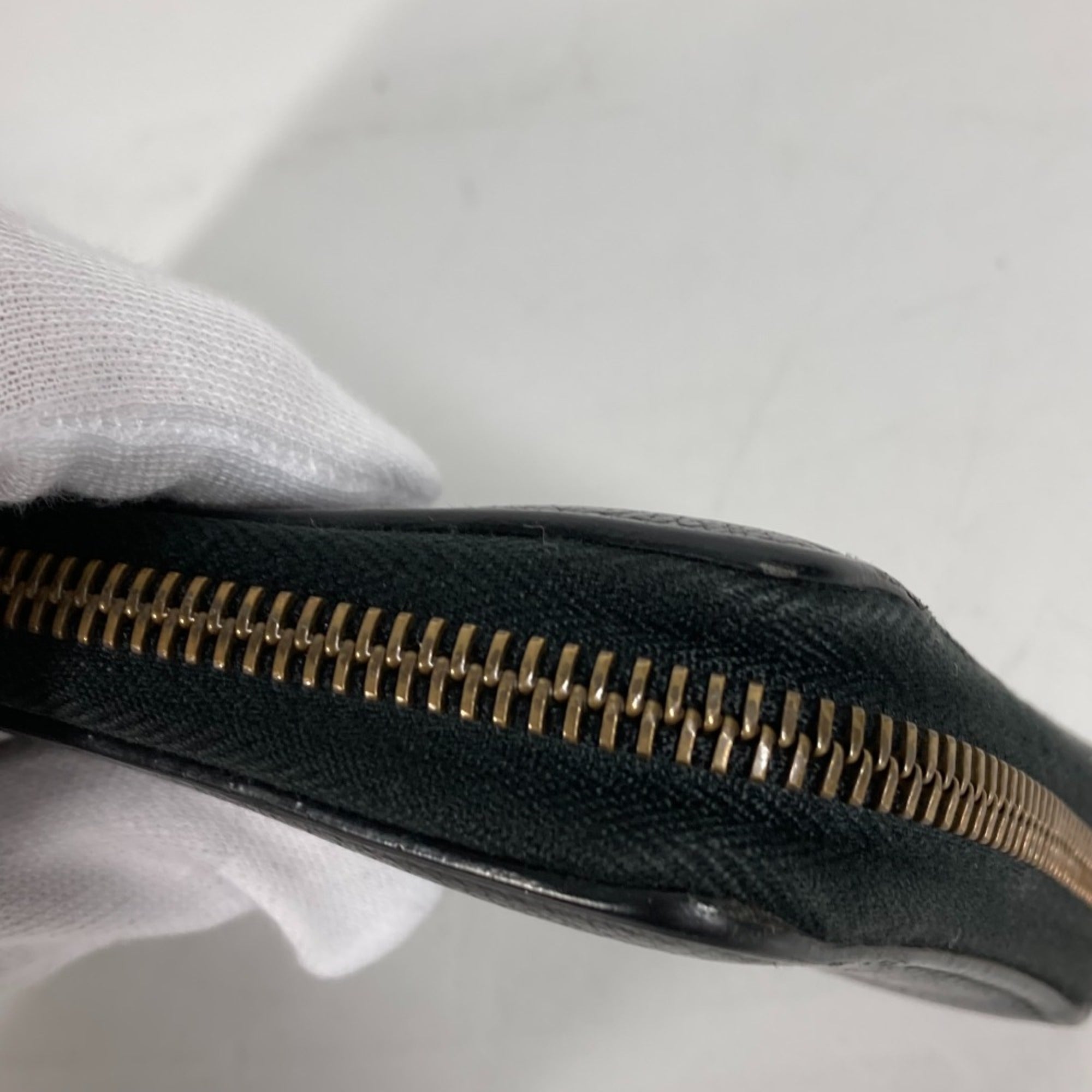 Gucci Black Leather Long Wallet (Bi-Fold) (Pre-Owned)