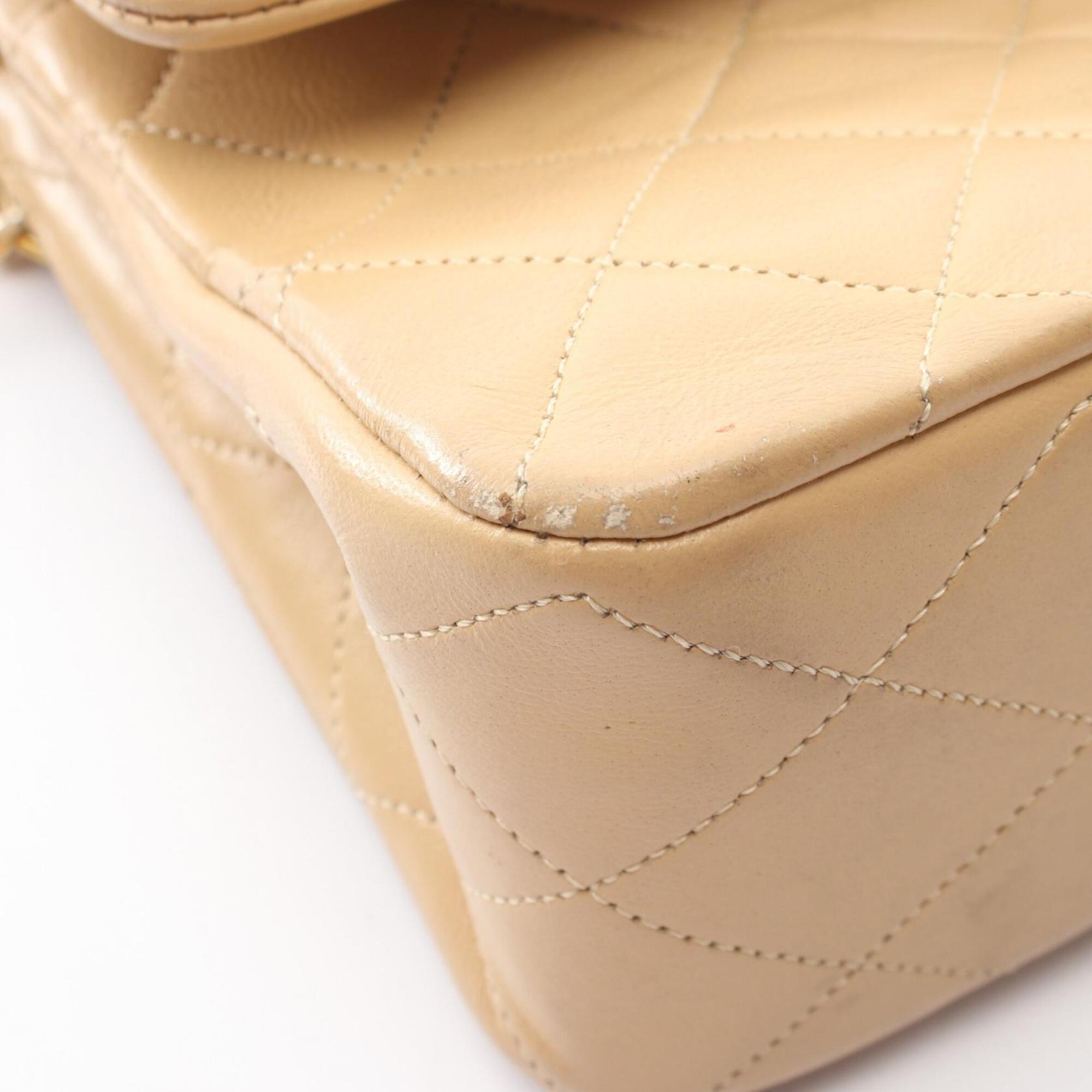 Chanel Beige Leather Handbag Shoulder Bag (Pre-Owned)